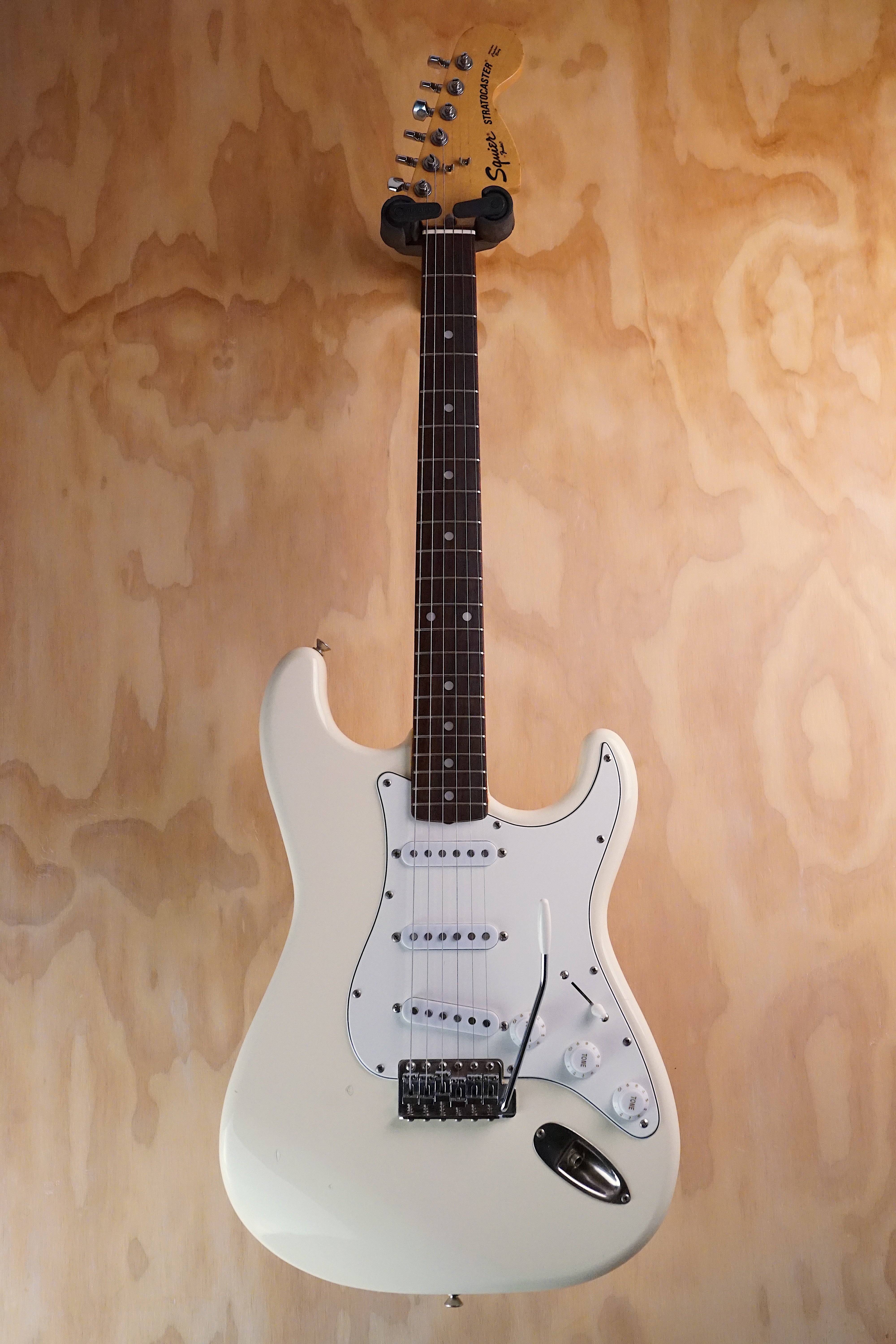 Squier MIJ JV Stratocaster White Electric Guitar, (Used) - Fair Deal Music