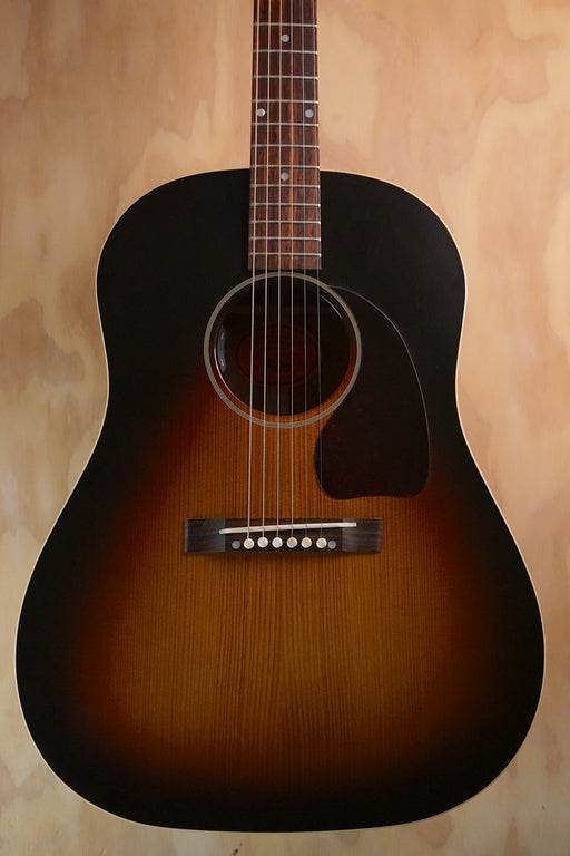 Gibson 1942 Banner J-45 Murphy Lab Light Aged Vintage Sunburst Acoustic Guitar, (Used) - Fair Deal Music