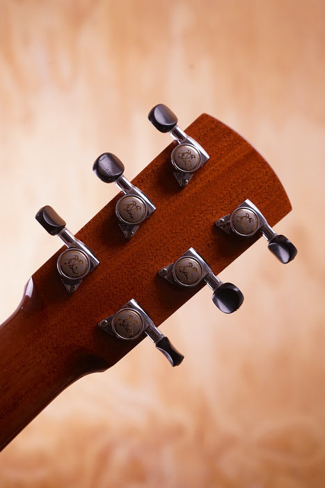 Larrivée P‑09 Artist Series, LH, (Used) - Fair Deal Music