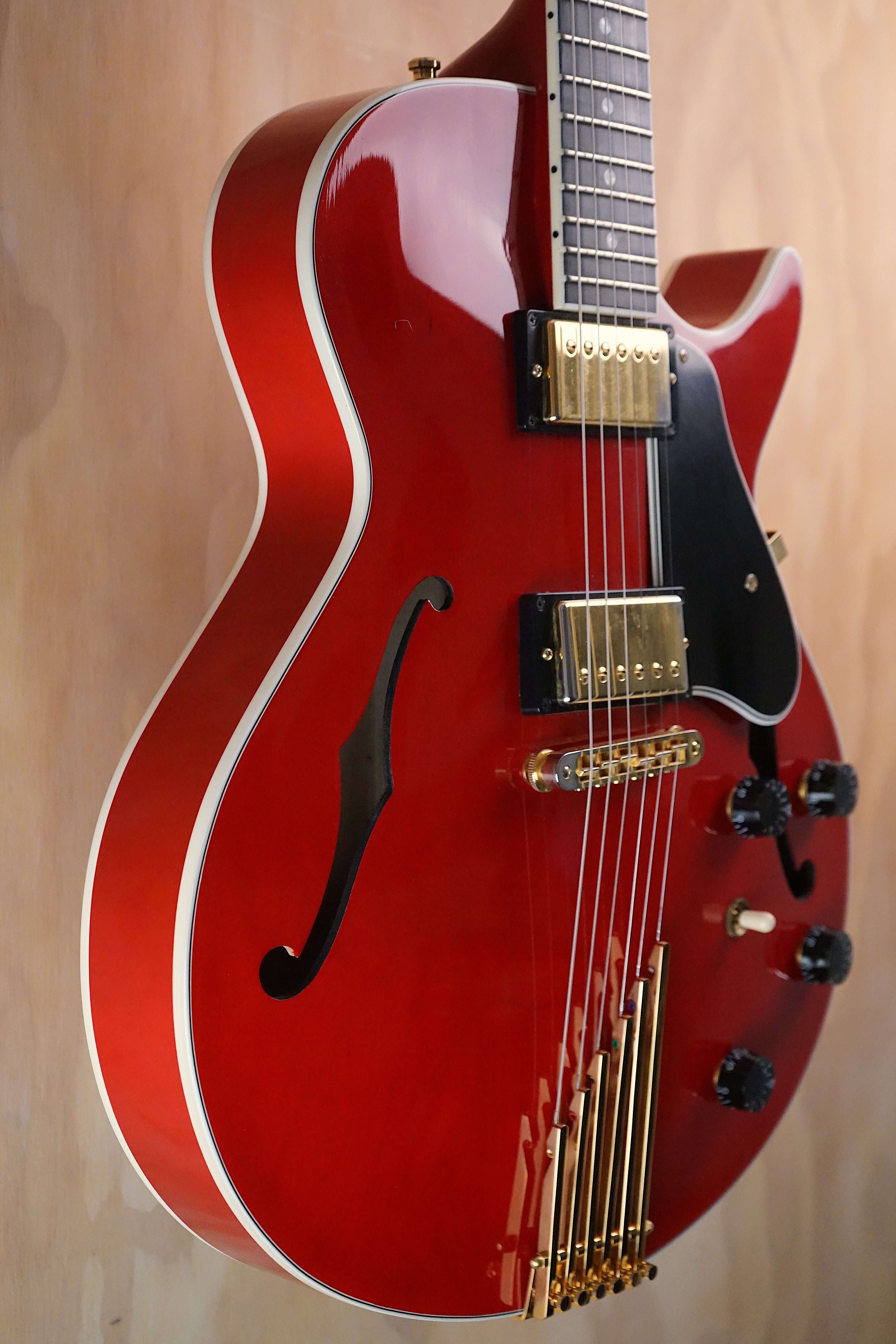 Gibson Howard Roberts Fusion III Red Semi-Hollow Electric Guitar (Used) - Fair Deal Music
