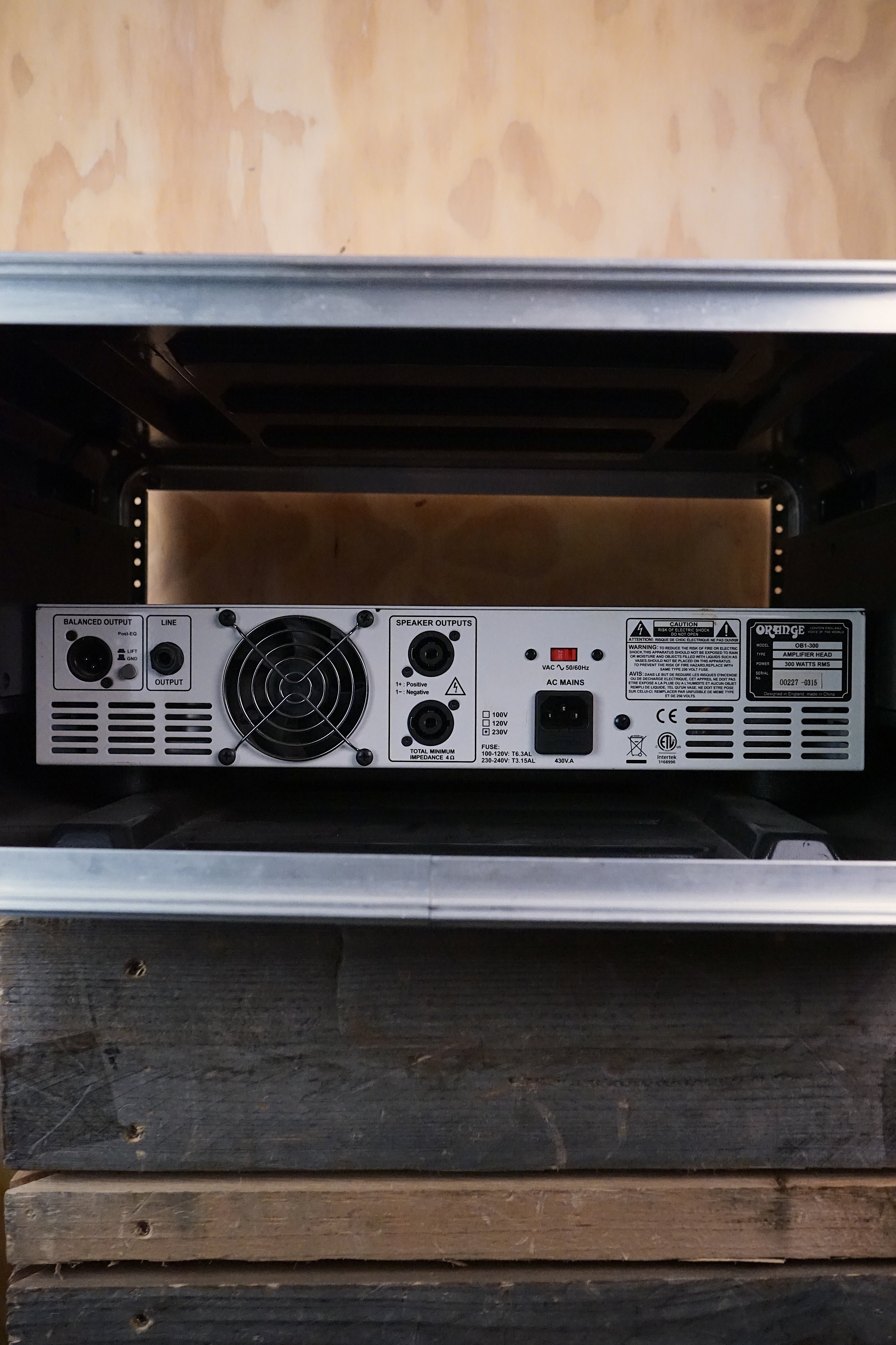 Orange OB1-300 Bass Amplifier Head with TourTech Rackmount Case, (Used, Comm) - Fair Deal Music
