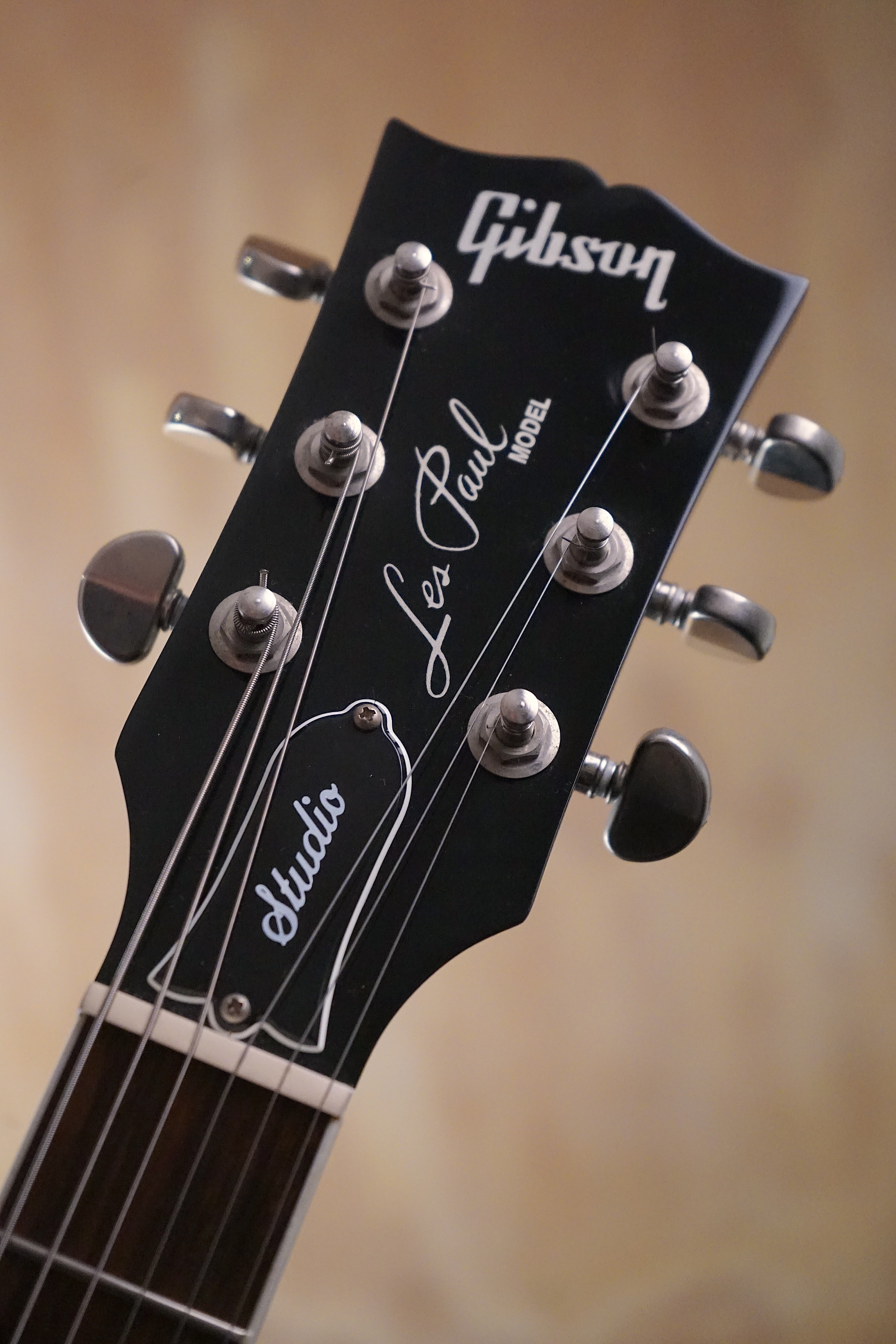 2018 Gibson Les Paul Studio Elite Silverburst Electric Guitar, (Used) - Fair Deal Music