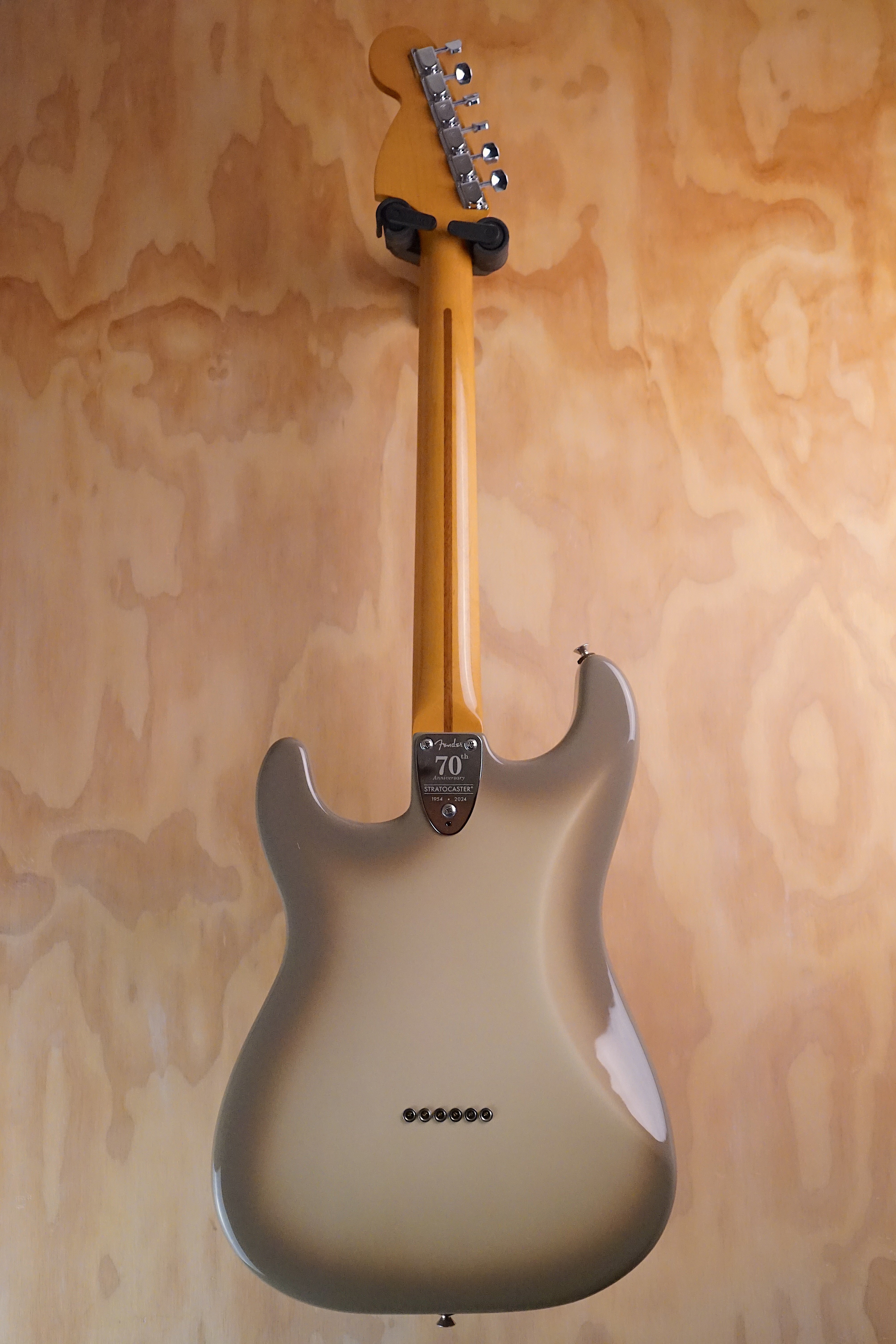 Fender 70th Anniversary Vintera II Stratocaster Rosewood Antigua, (Used) - Fair Deal Music