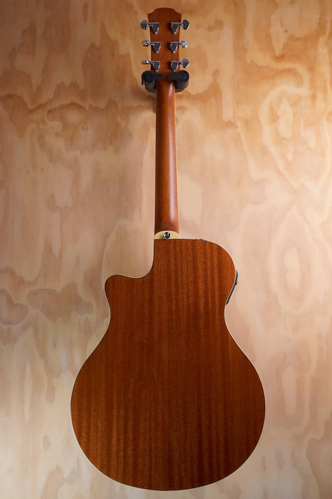 Yamaha APX700 Tobacco Sunburst Electro Acoustic Guitar, (Used)