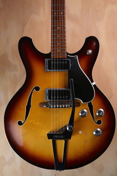 1968 Yamaha SA30T Sunburst Vintage Semi-Hollow Electric Guitar, (Used) - Fair Deal Music
