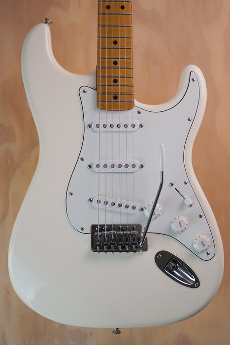 Fender Mexican Standard Stratocaster Olympic White Electric Guitar, (Used)