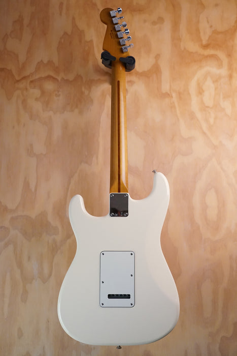 Fender Mexican Standard Stratocaster Olympic White Electric Guitar, (Used)