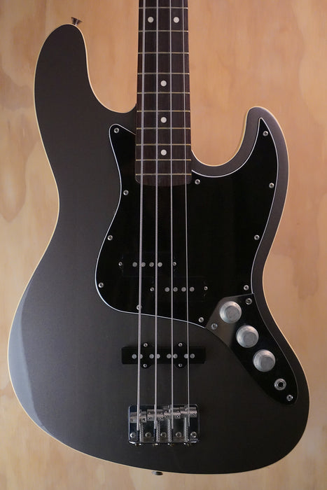 Fender Aerodyne PJ Jazz Bass Dolphin Grey, (Used, Comm)
