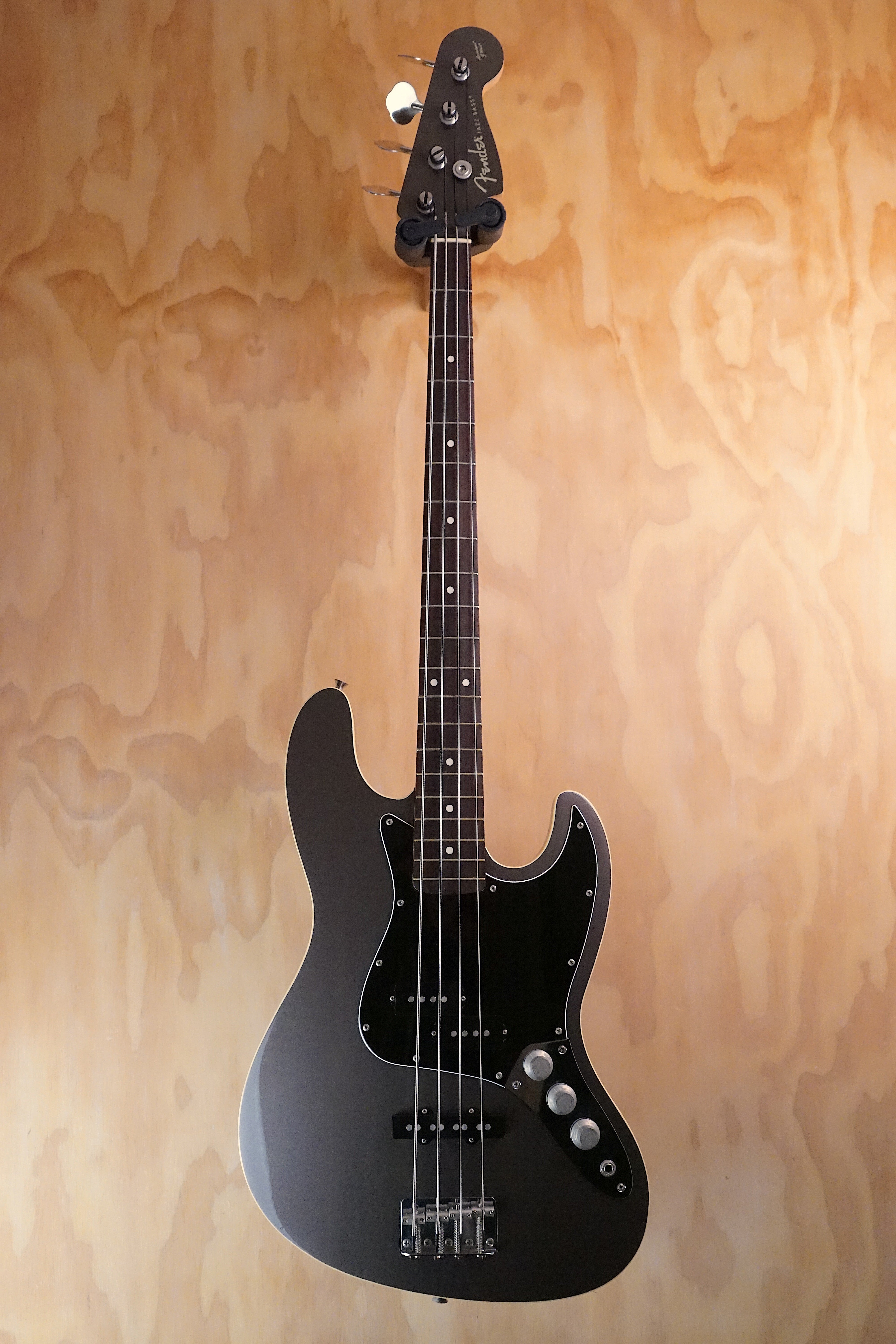 Fender Aerodyne PJ Jazz Bass Dolphin Grey, (Used, Comm) - Fair Deal Music