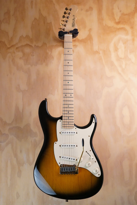 Fret-King Black Label Corona FKV6 John Verity Signature Model Sunburst, (Used) - Fair Deal Music