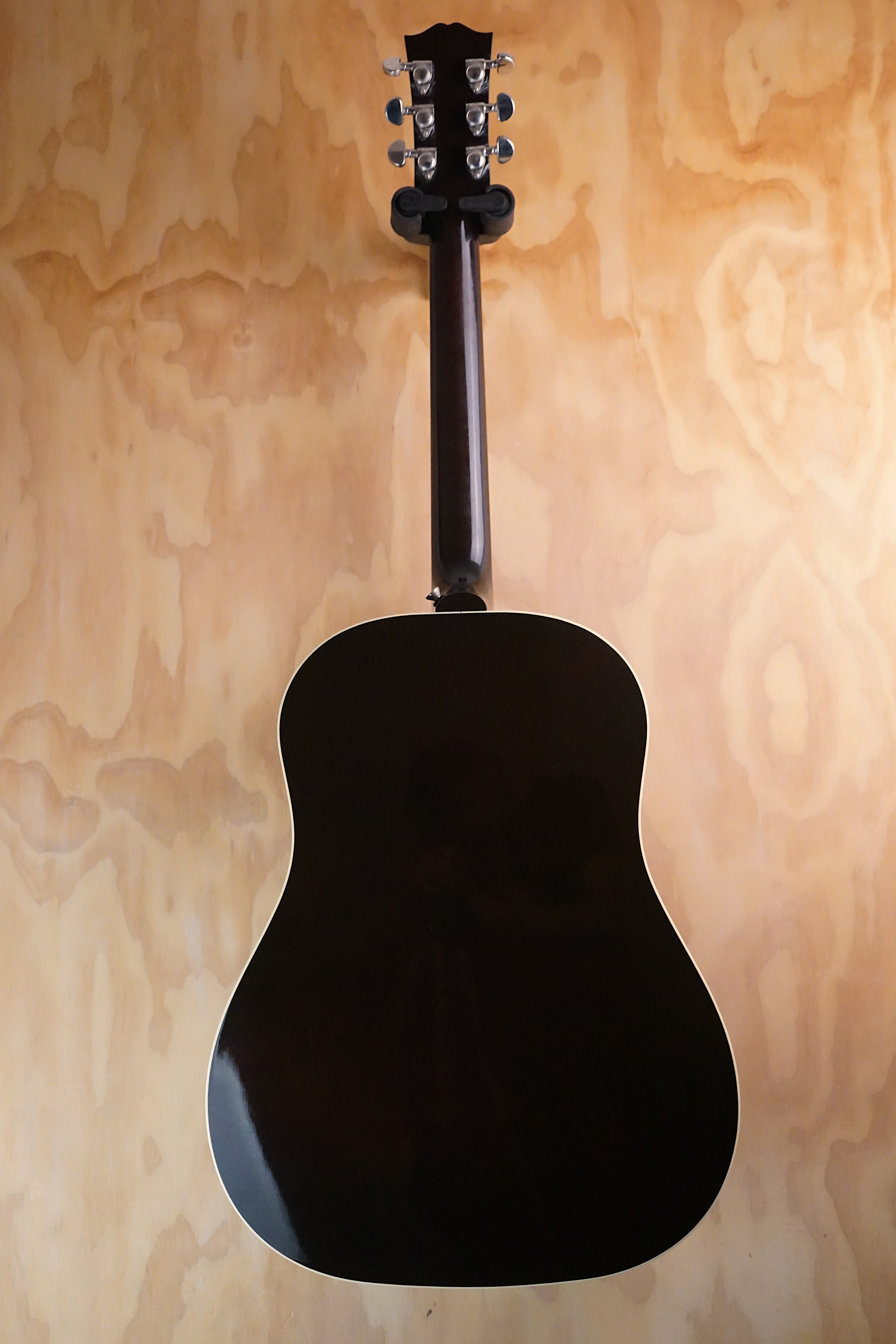 Gibson J-45 Standard Vintage Sunburst Electro-Acoustic Guitar, (Used)
