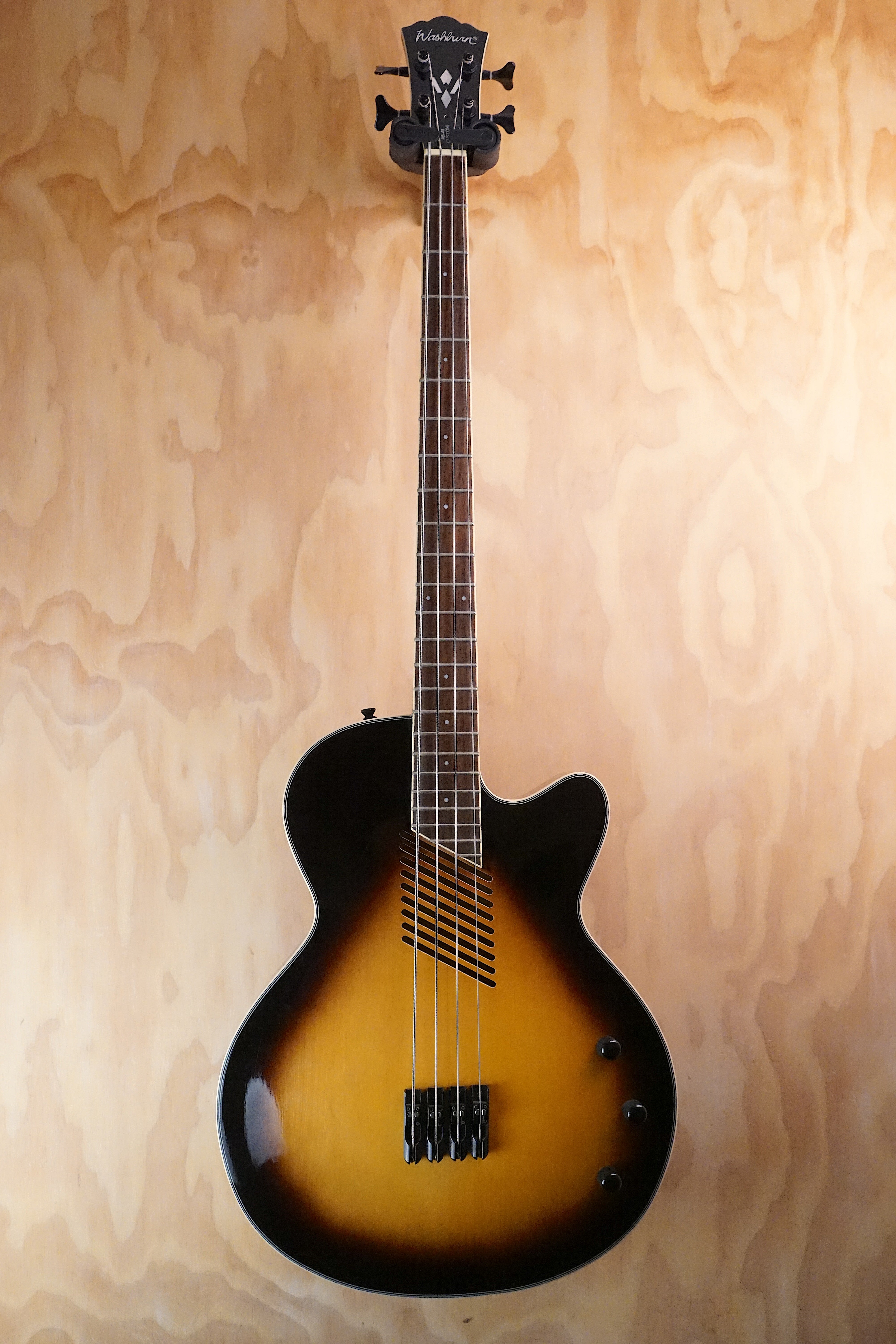 Washburn AB40VS Electro Acoustic Bass Guitar V Sunburst, (Used)