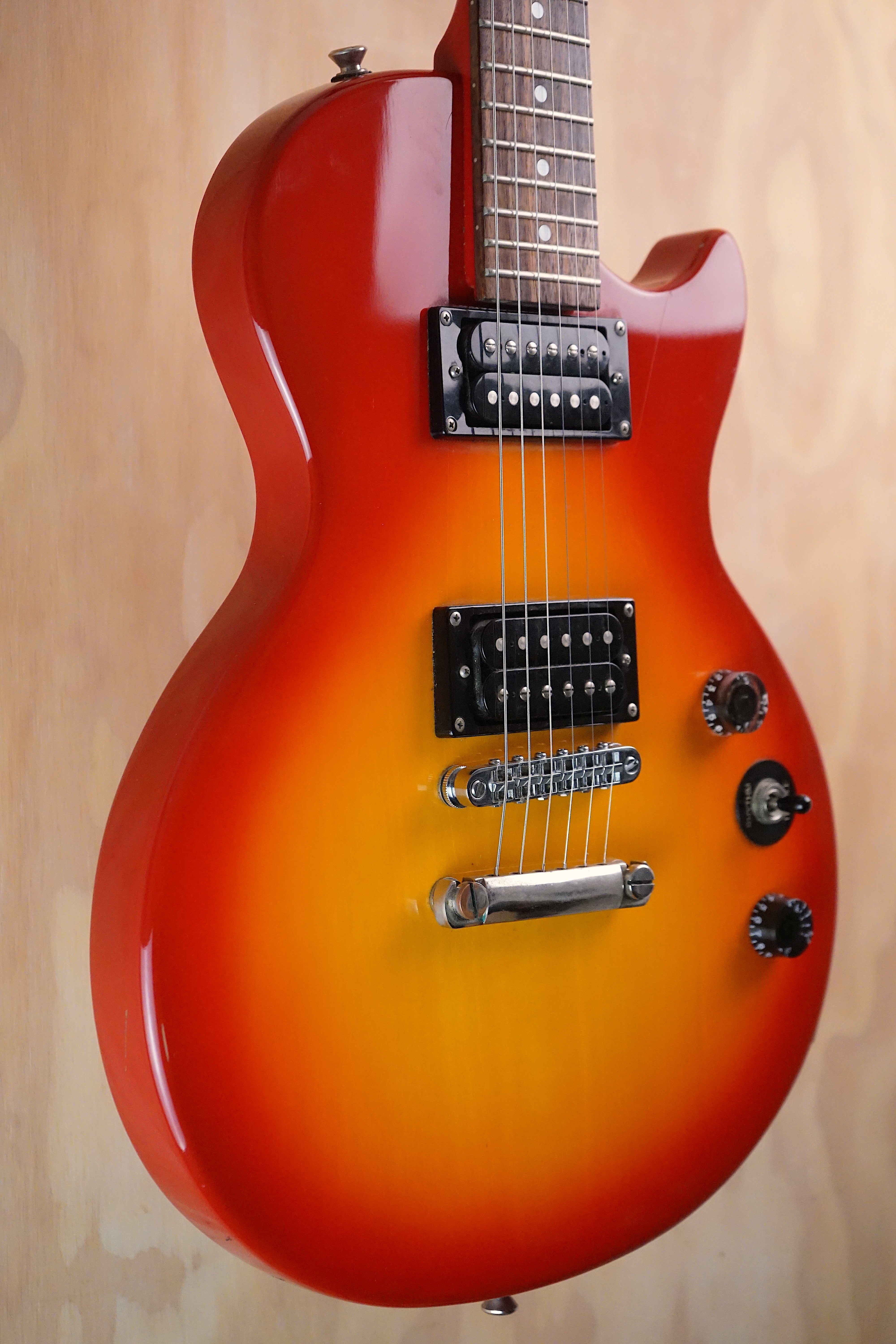 Epiphone Les Paul Special II Cherry Sunburst Electric Guitar, (Used) - Fair Deal Music