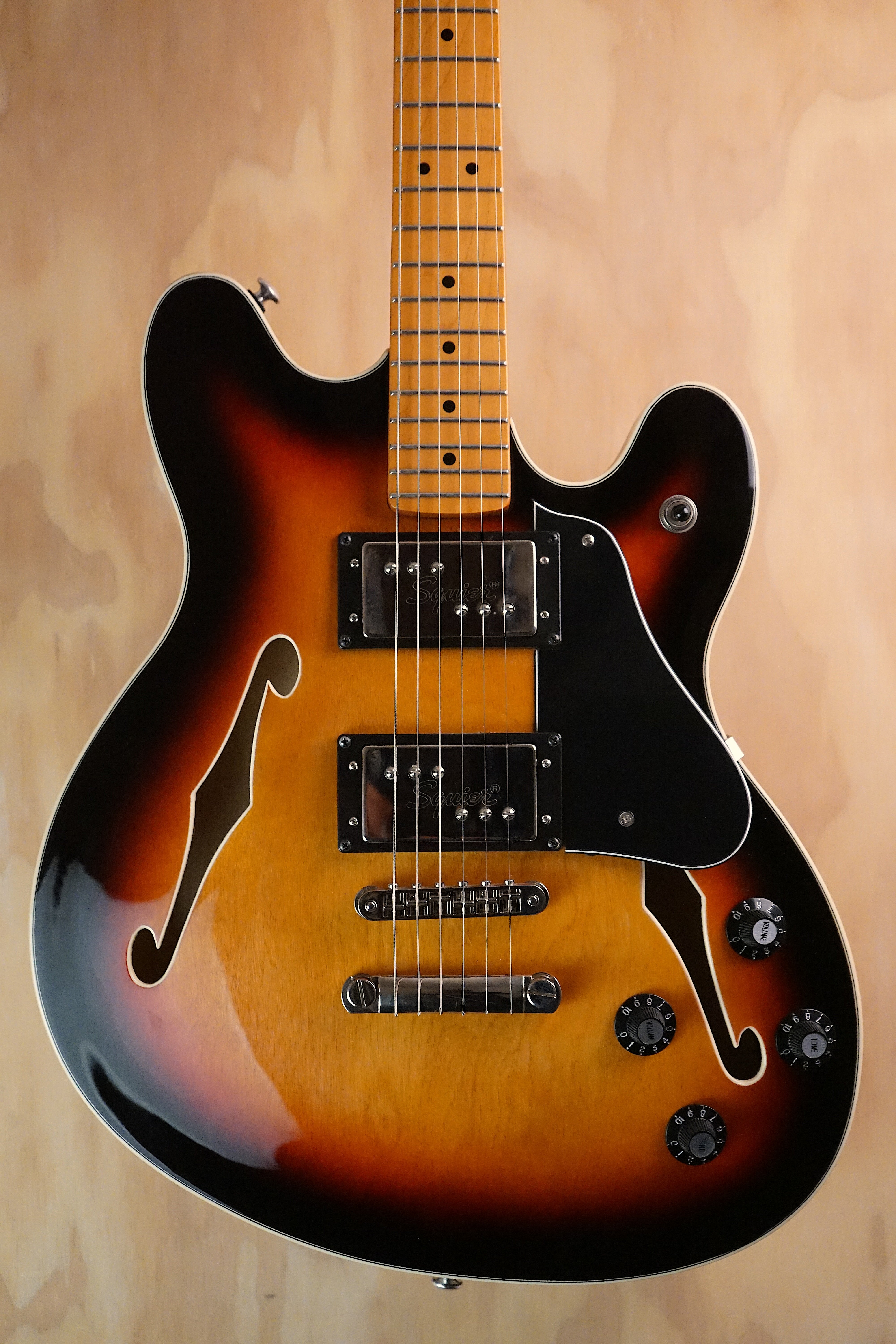 Squier Classic Vibe Starcaster 3-Tone Sunburst Semi-Hollow Electric Guitar, (Used)