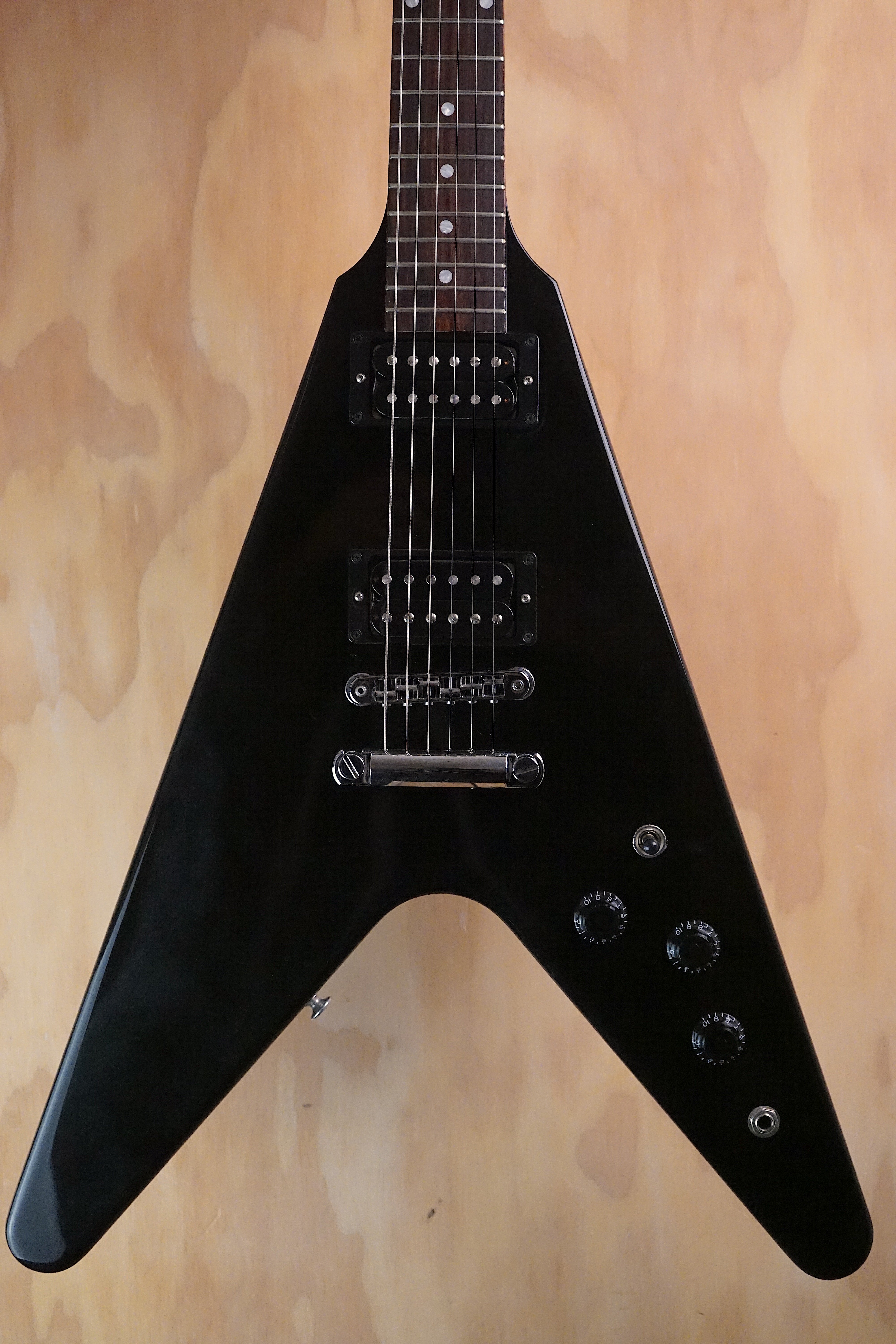 Gibson 80s Flying V Ebony Electric Guitar, (Used)