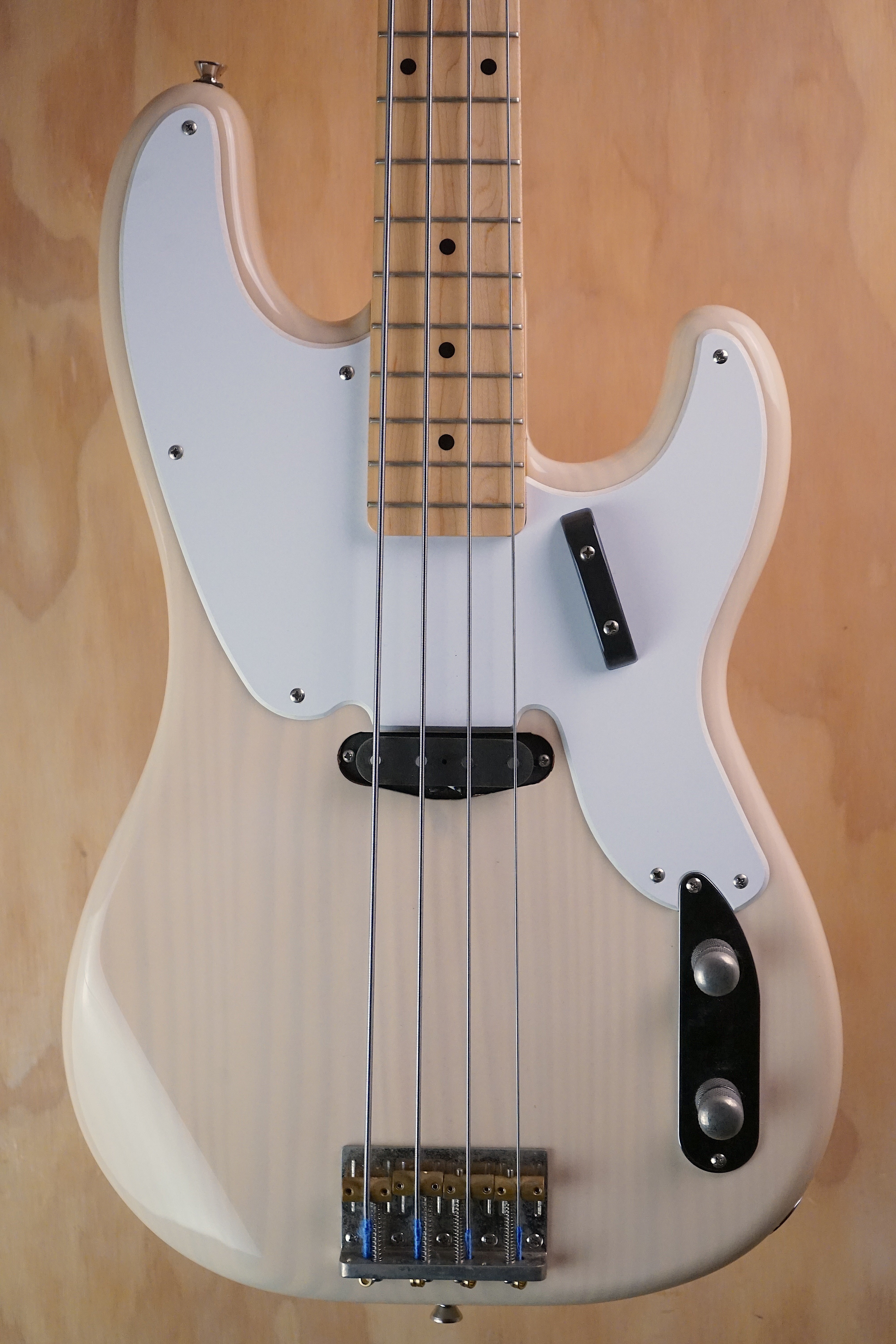 Squier Classic Vibe ’50s Precision Bass White Blonde, (Used)