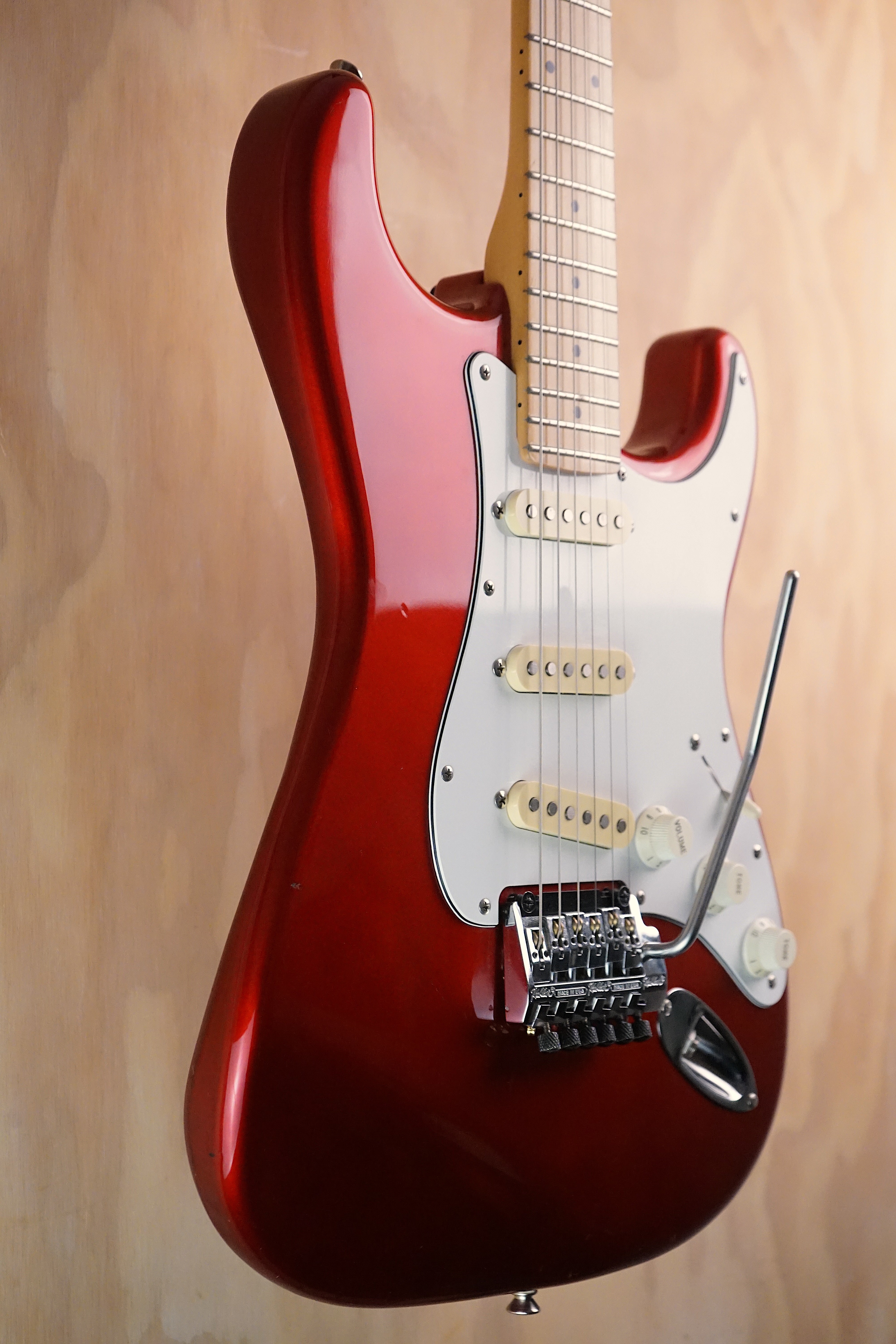 1987 Fender Made in Japan ST-557K Stratocaster Candy Apple Red, (Used)
