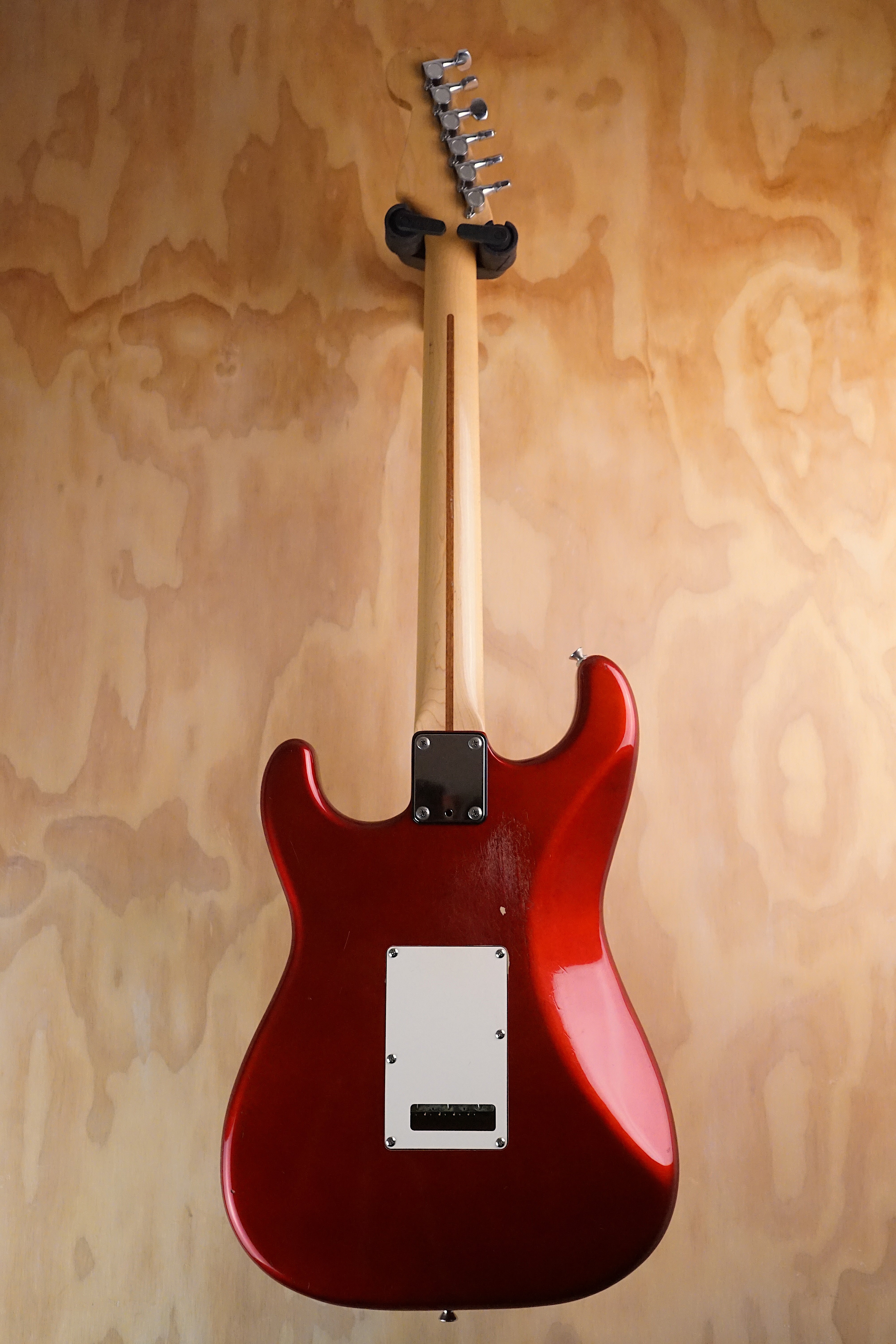 1987 Fender Made in Japan ST-557K Stratocaster Candy Apple Red, (Used)