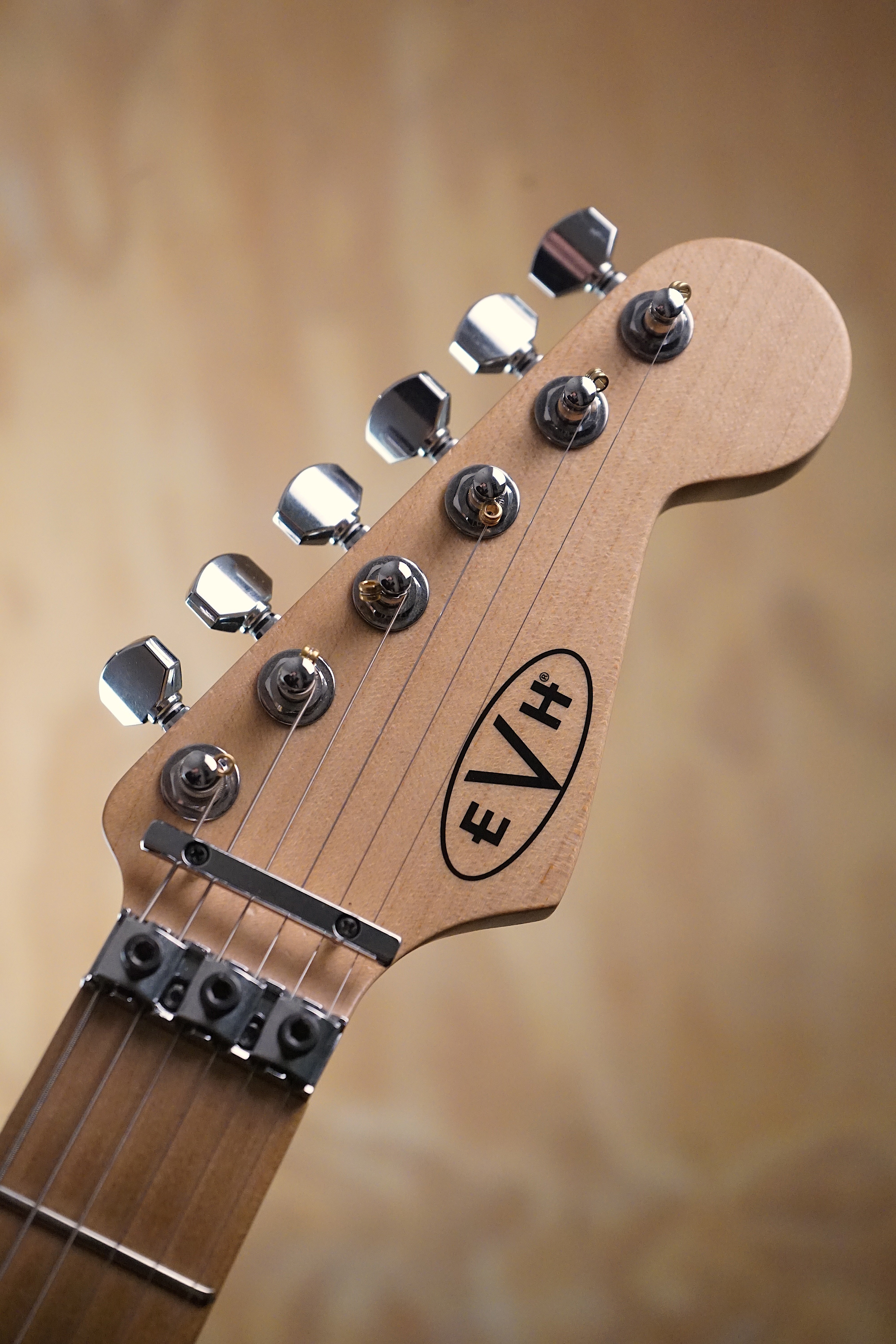 EVH Striped Series Red with Black Stripes Electric Guitar, (Used, Comm)