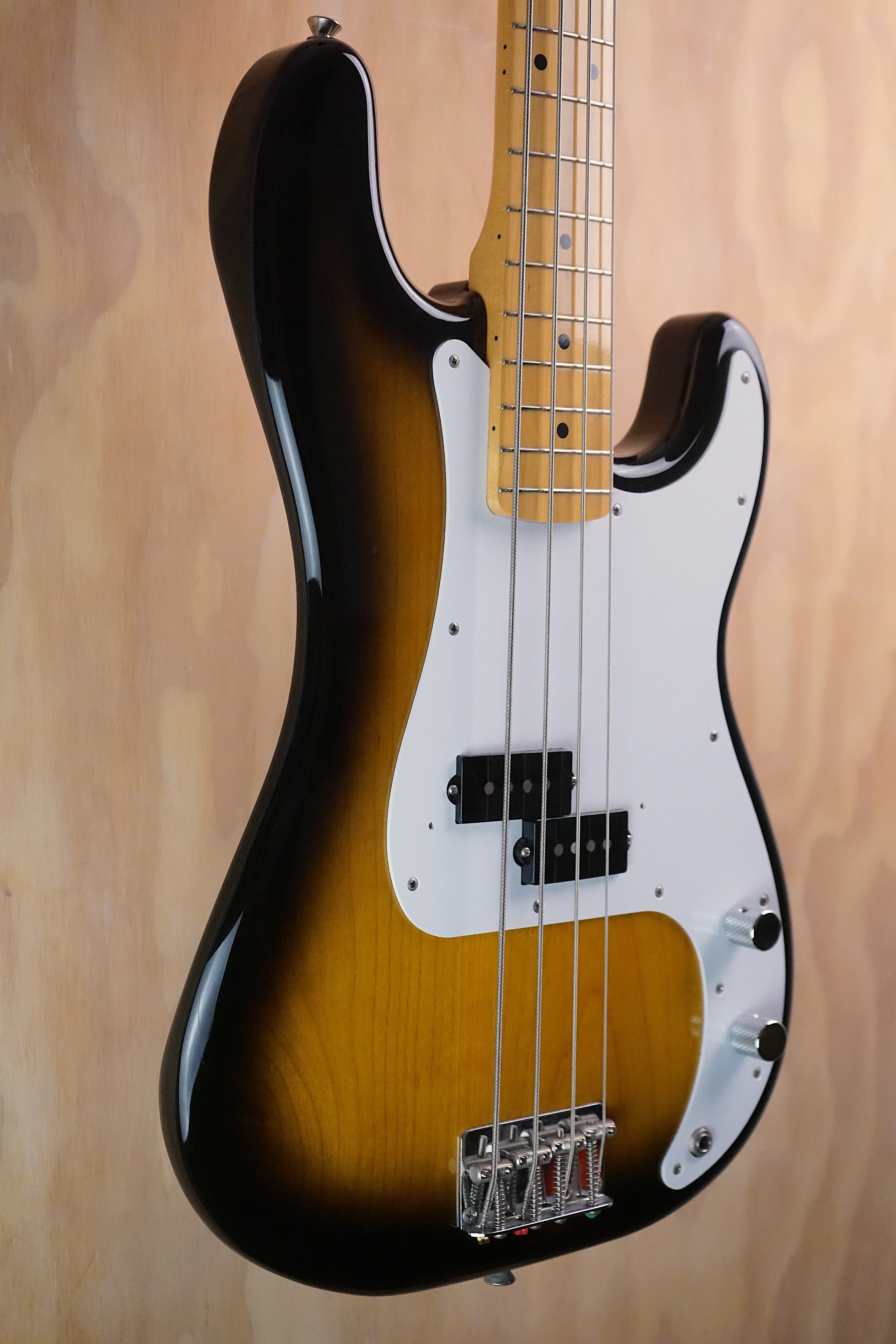 Fender PB-57 Precision Bass 2-Tone Sunburst MIJ, (Used, Comm)