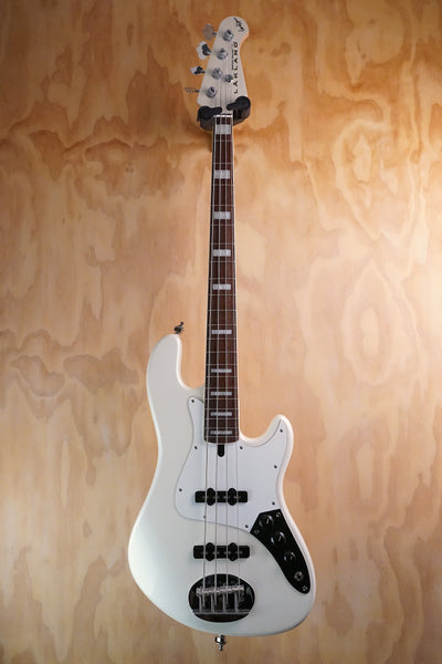 Lakland Skyline Darryl Jones 4 String White Pearl, (Used, Comm)