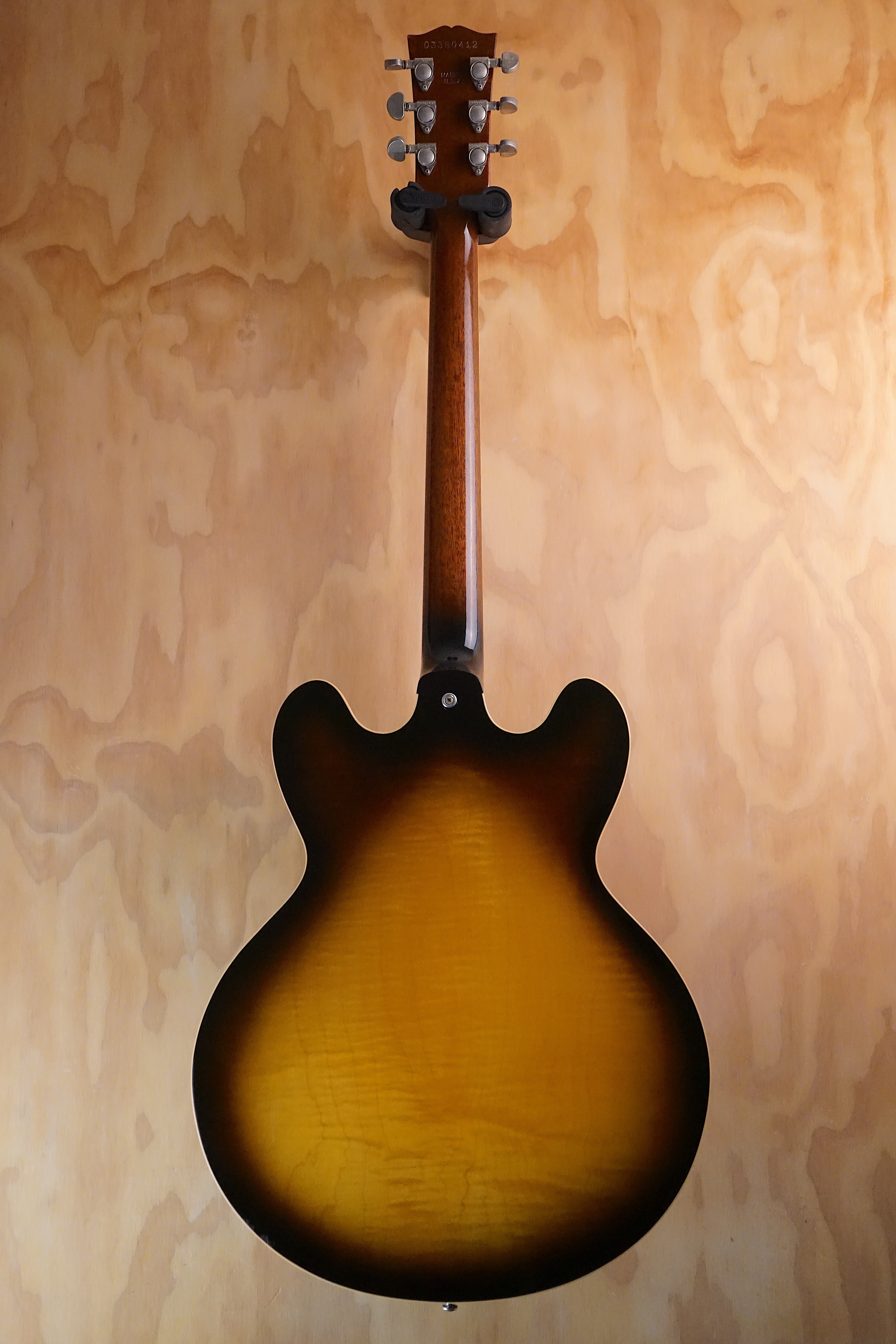 Gibson ES-335 Dot Vintage Burst, (Used, Comm)