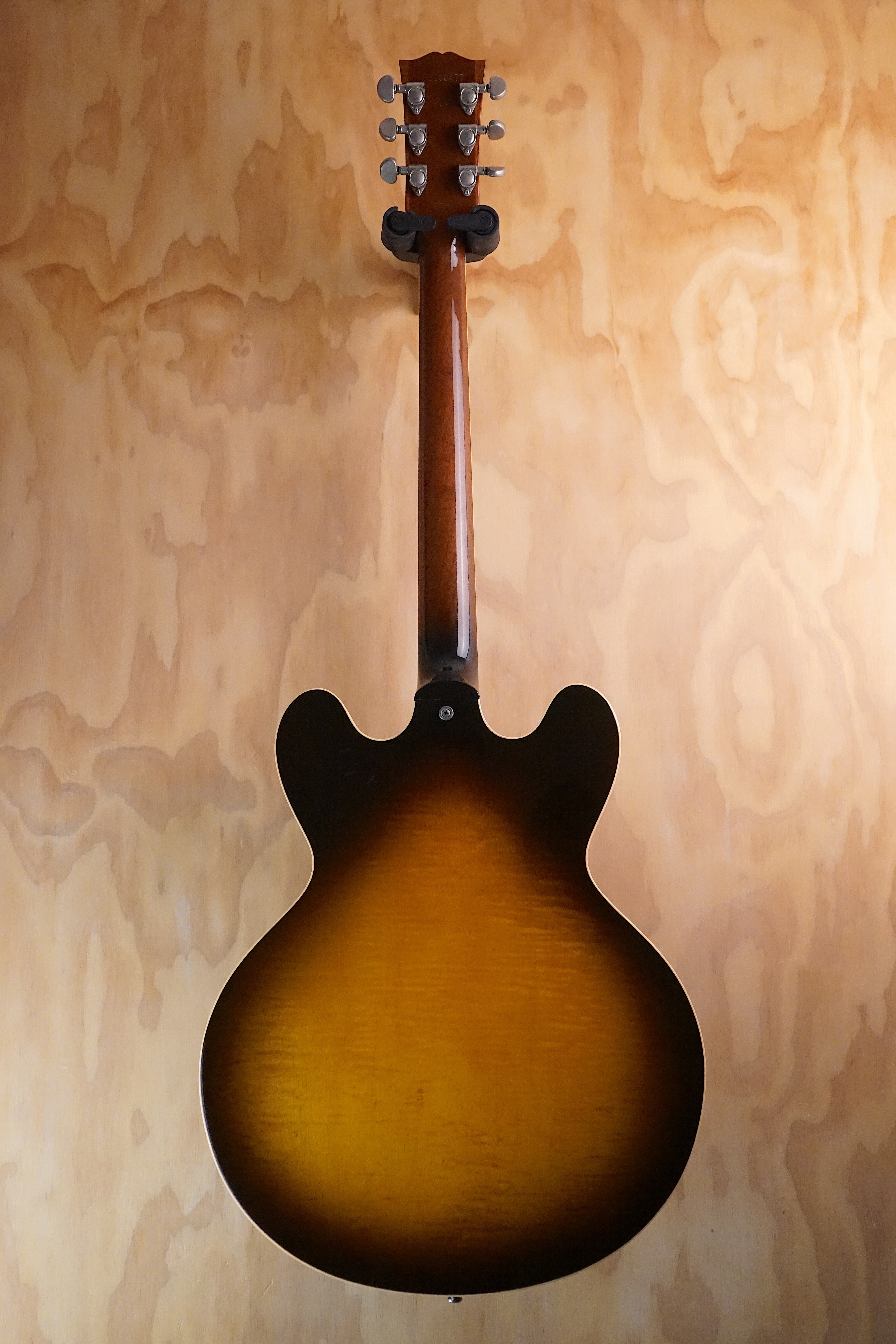 Gibson ES-335 Dot Vintage Burst, (Used, Comm)