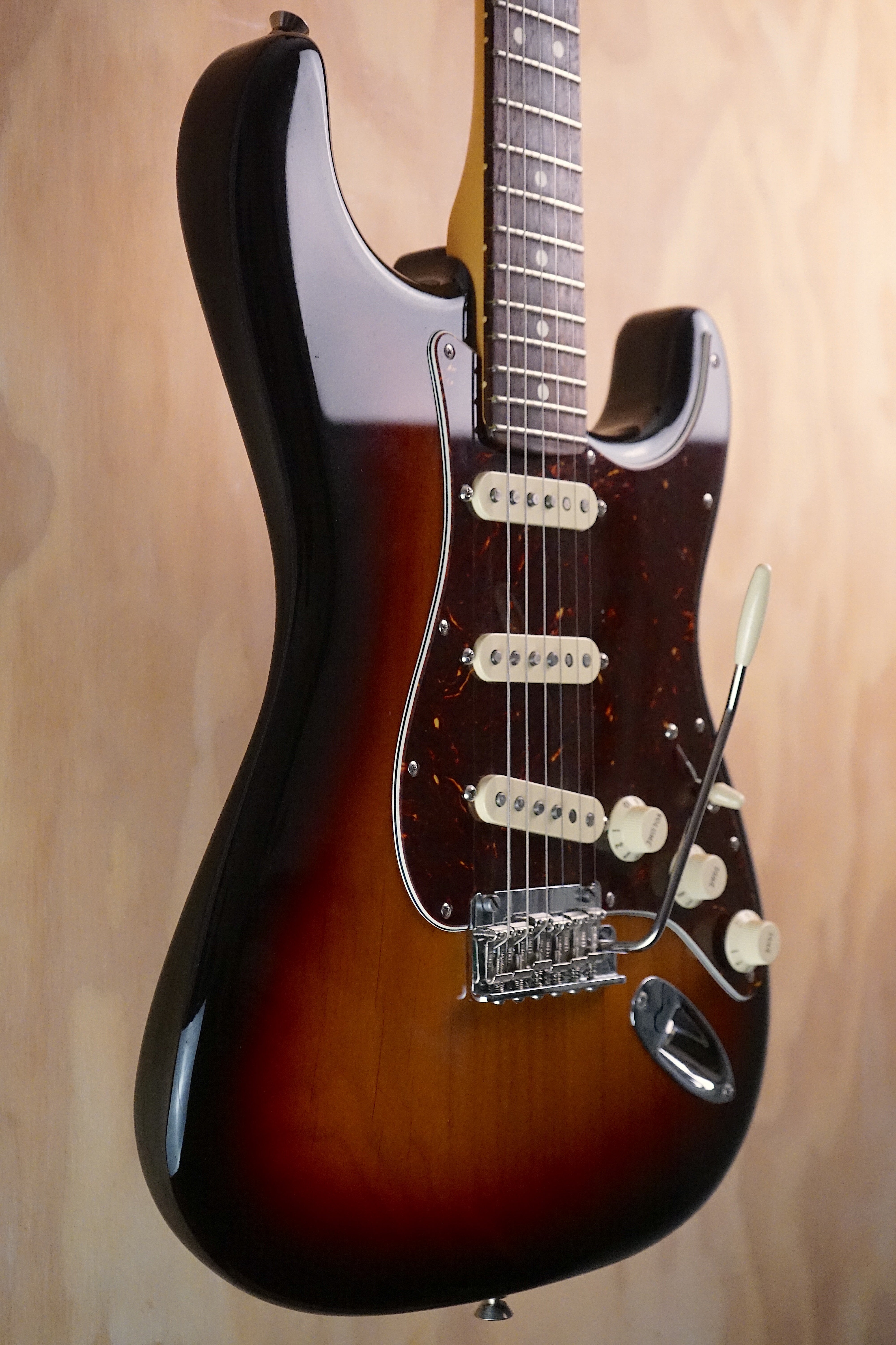 Fender American Professional II Stratocaster Sunburst, (Used, Comm)