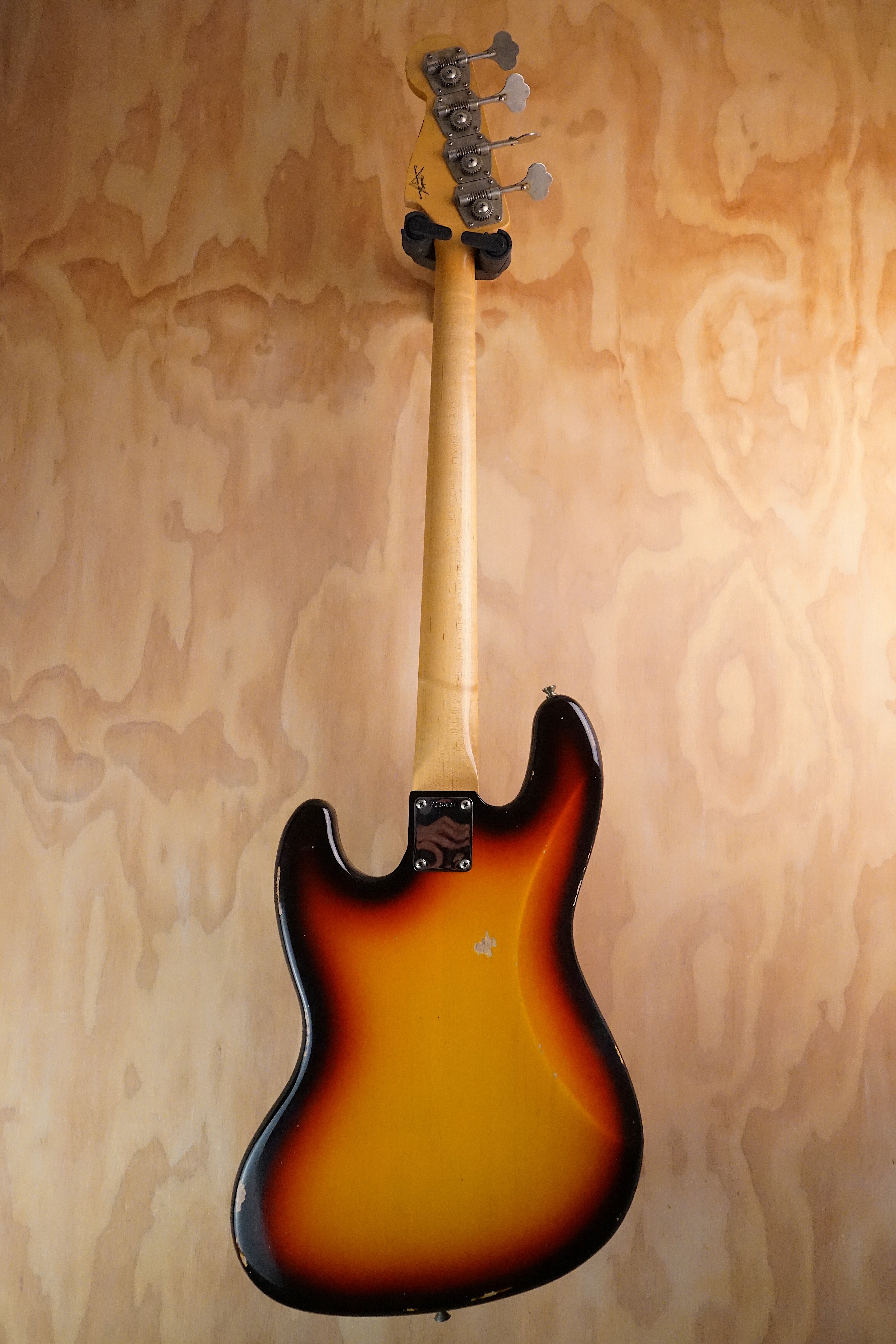 Fender Custom Shop ’64 Jazz Bass Relic RW 3-Color Sunburst, (Used)
