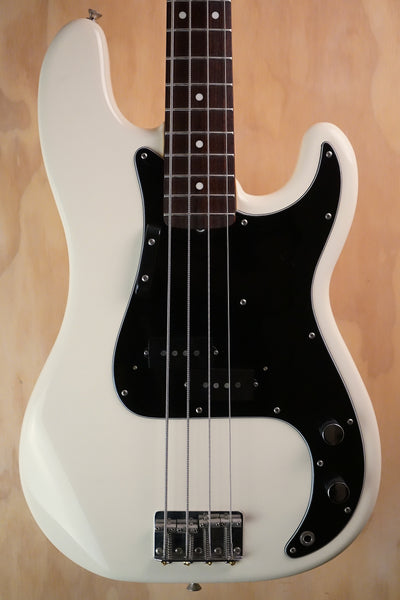 Fender PB-70 Precision Bass Olympic White CIJ, (Used, Comm)