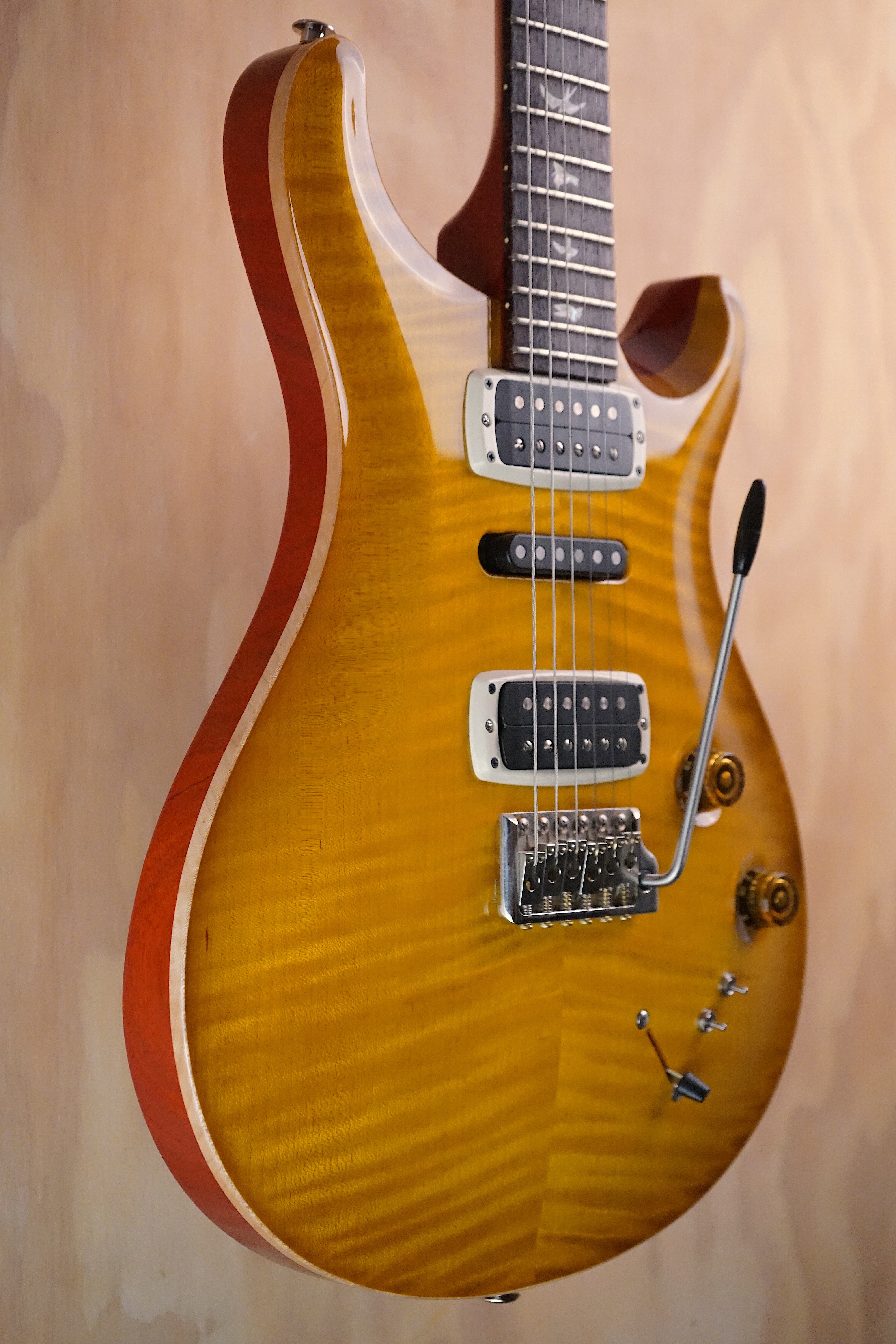 PRS Modern Eagle V McCarty Sunburst, (Used, Comm)