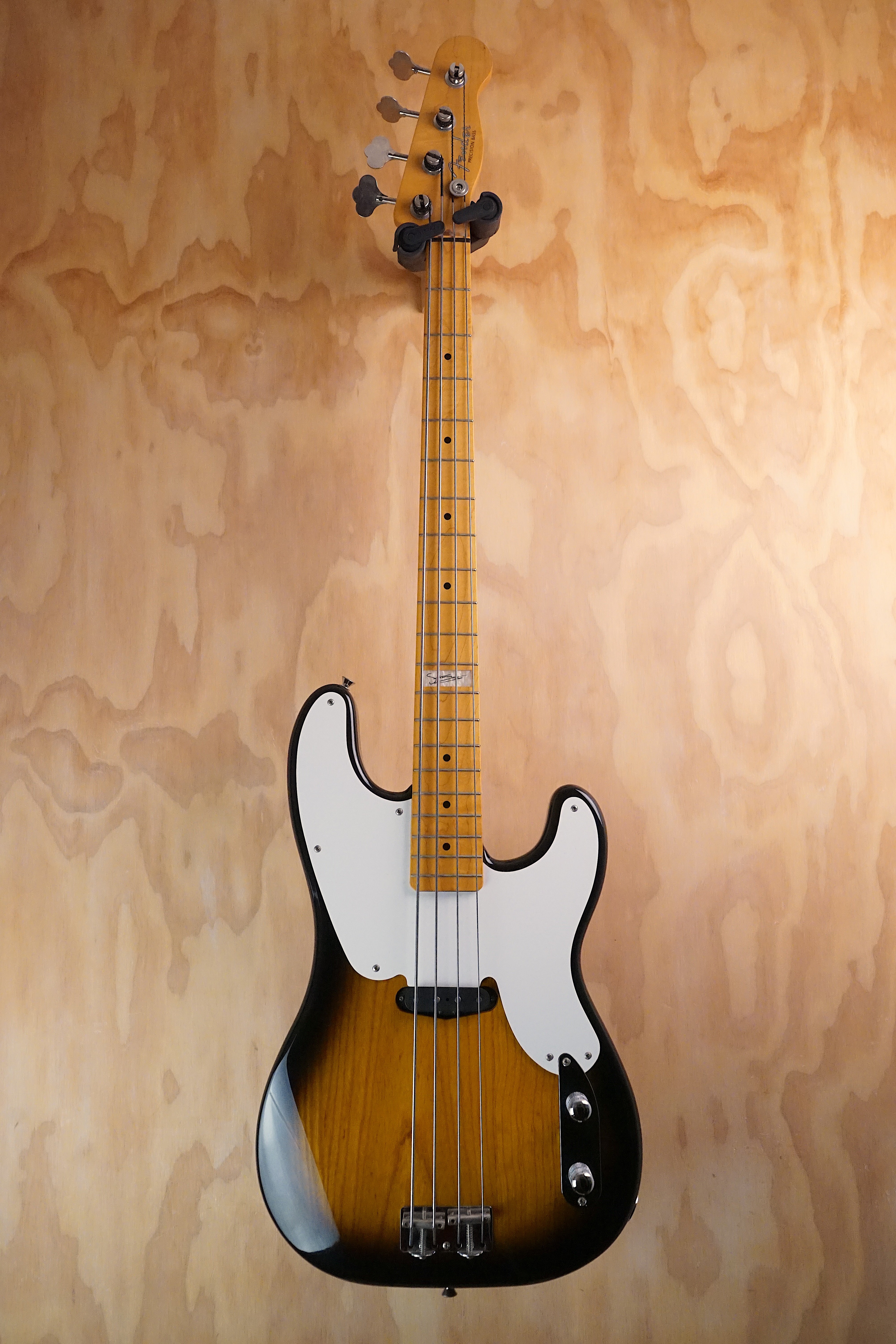 Fender Sting Signature Precision Bass Sunburst CIJ, (Used, Comm)