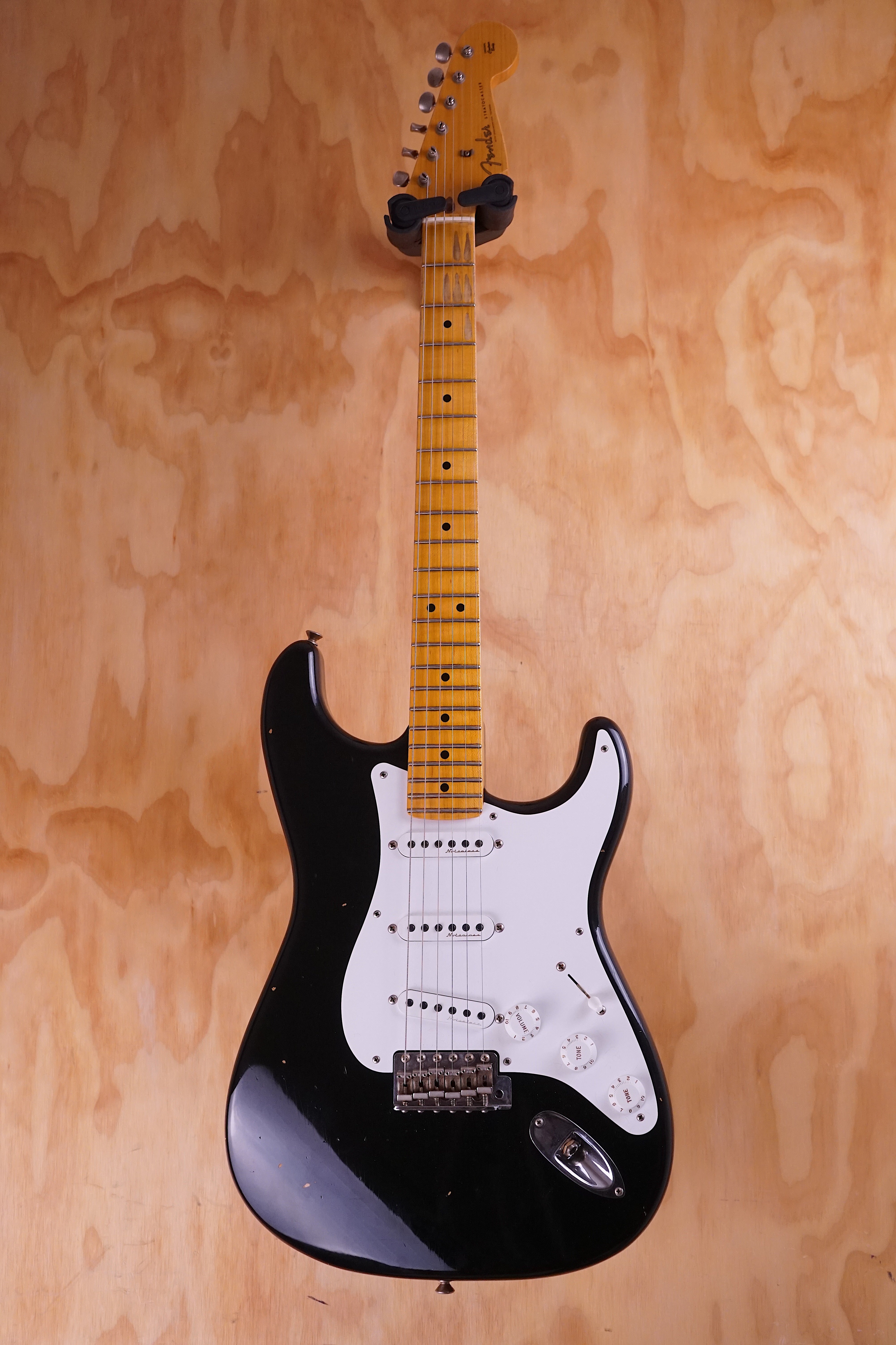 Fender Custom Shop Limited Edition 30th Anniversary "Blackie" Stratocaster Journeyman Relic, (Used, Comm) - Fair Deal Music