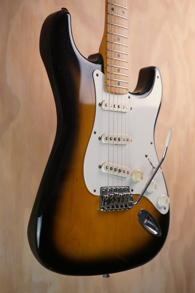 Fender Japan ST-54 Stratocaster Sunburst MIJ, (Used)