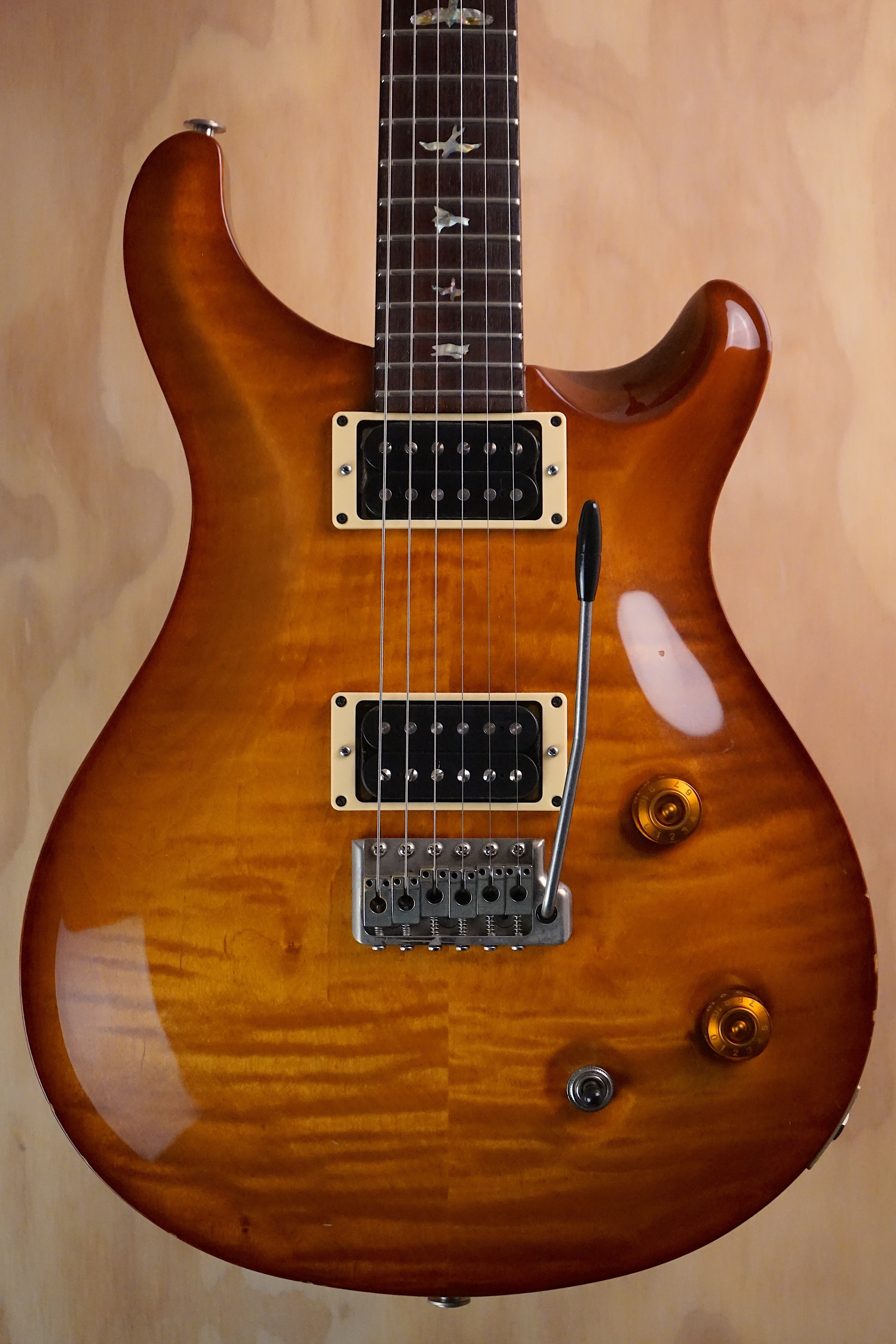 2000 PRS Custom 22 Tremolo Violin Amber Sunburst, (Used, Comm)