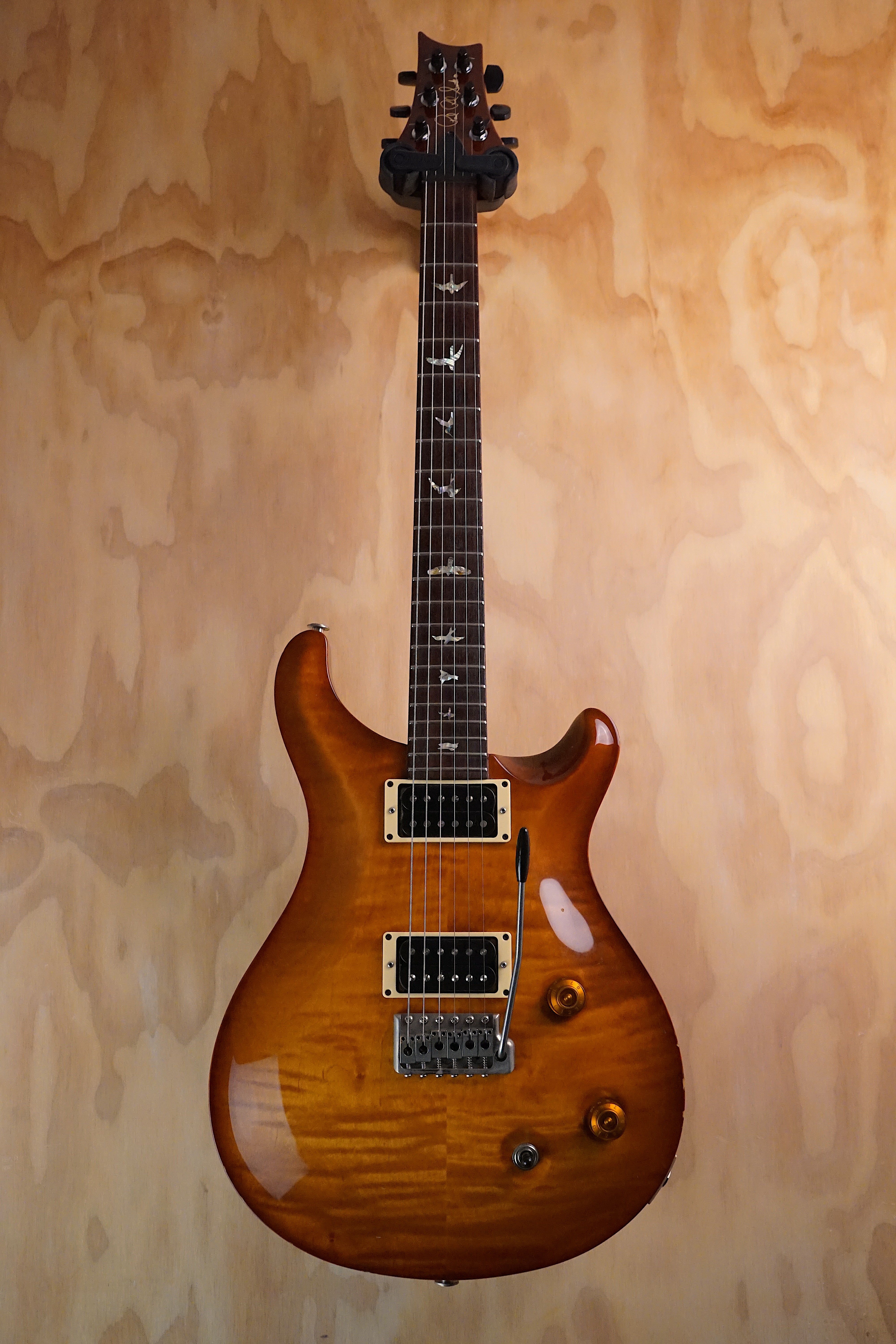 2000 PRS Custom 22 Tremolo Violin Amber Sunburst, (Used, Comm)