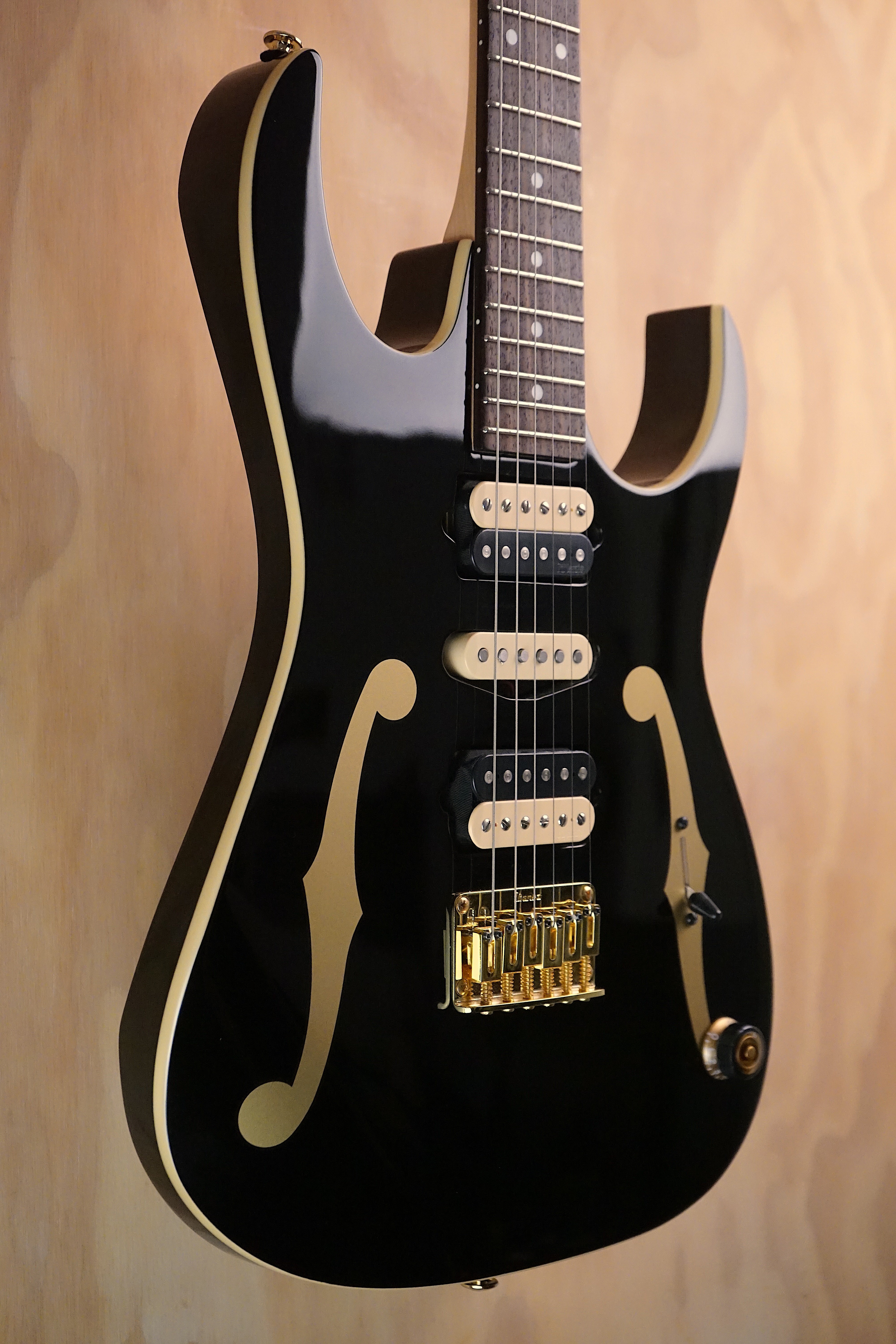 Ibanez PGM50 Paul Gilbert Signature Black, (Used, Comm)