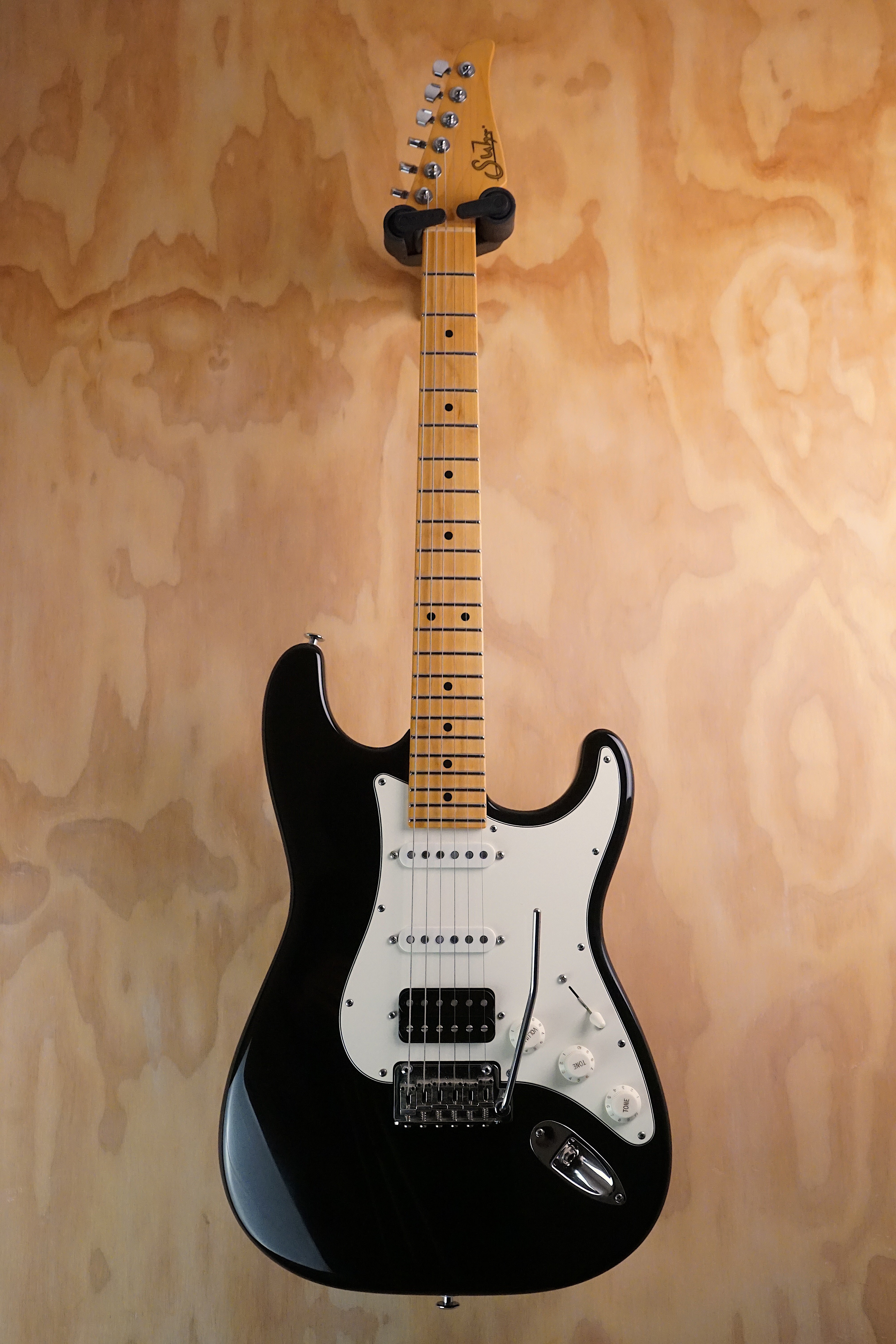 Suhr Classic S HSS Maple Black, (Used)