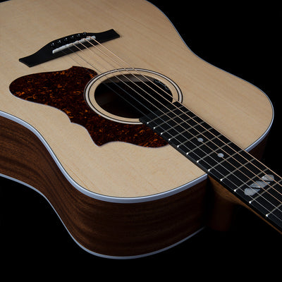 Godin Metropolis Classic Element Electro-Acoustic Guitar with Bag ~ Natural - Fair Deal Music