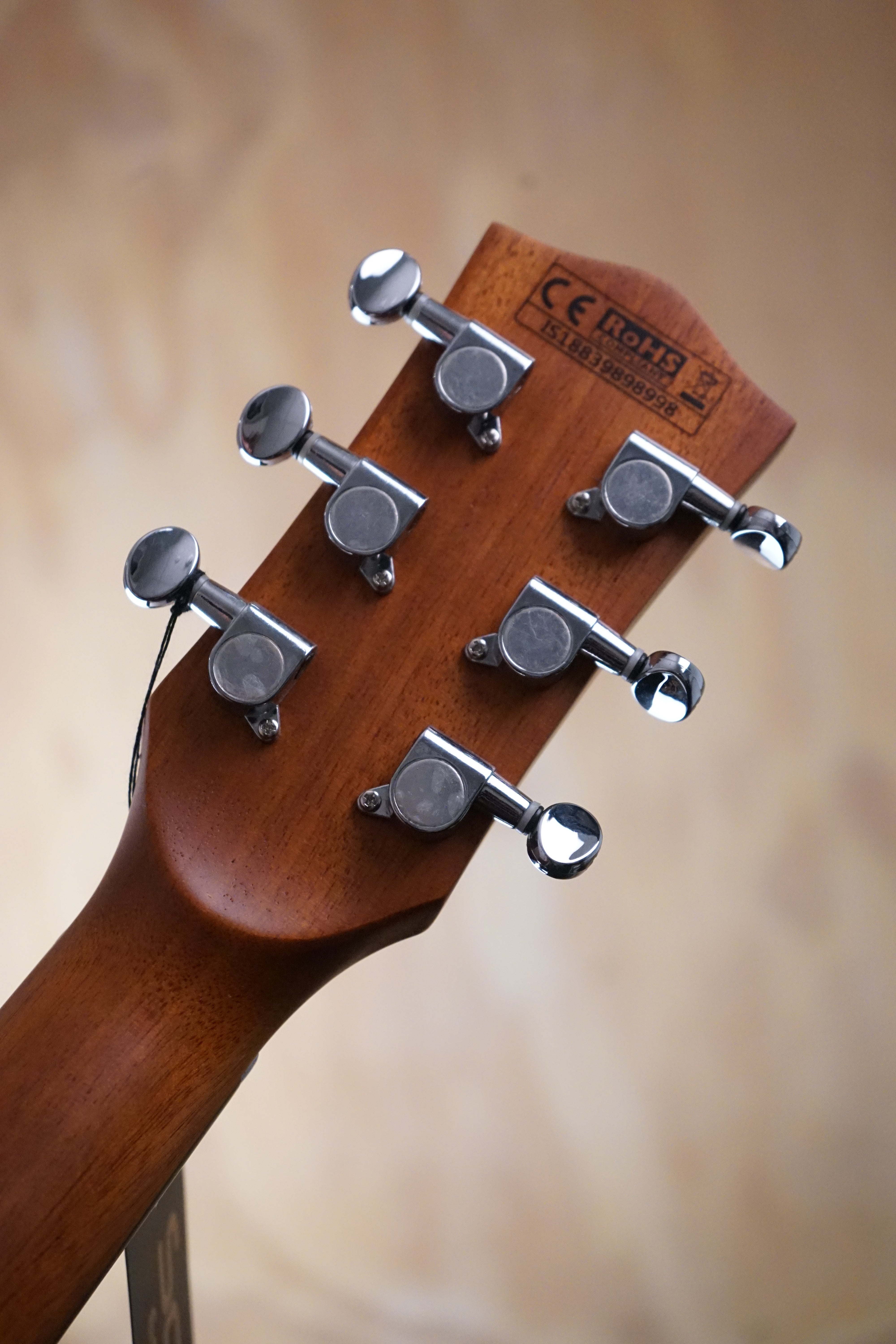 SQOE GS-60N Electro Acoustic Travel Guitar in Natural - Fair Deal Music