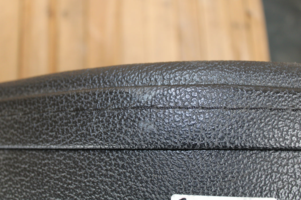 Fender Paramount Guitar Case, USED - Fair Deal Music