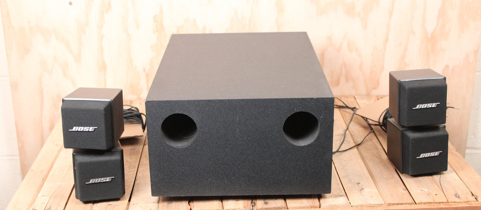 Bose Acoustimass AM-5 Speaker System Cubes & Subwoofer — Fair Deal