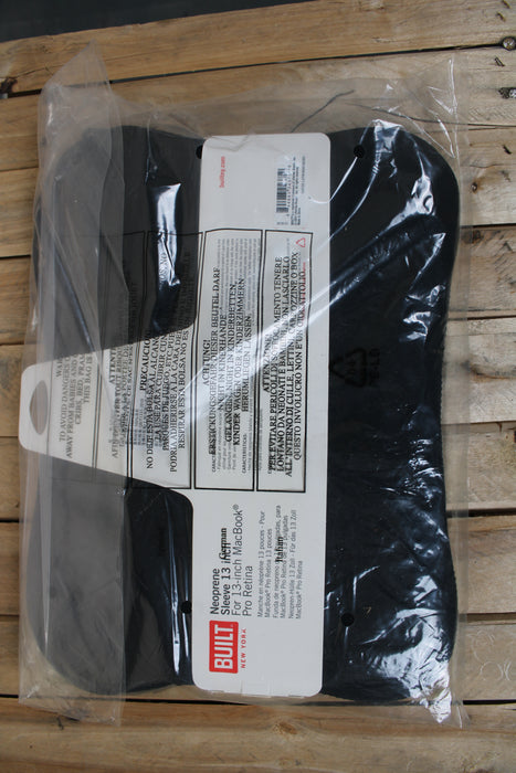 Small Acoustic Guitar Hard Case - used - Fair Deal Music