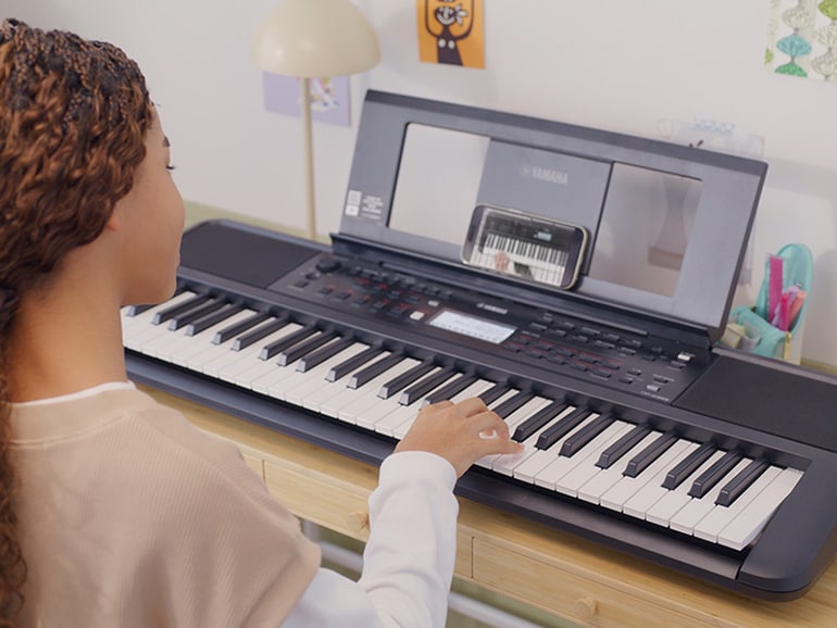 Yamaha PSR-E383 Portable Keyboard (Used) - Fair Deal Music