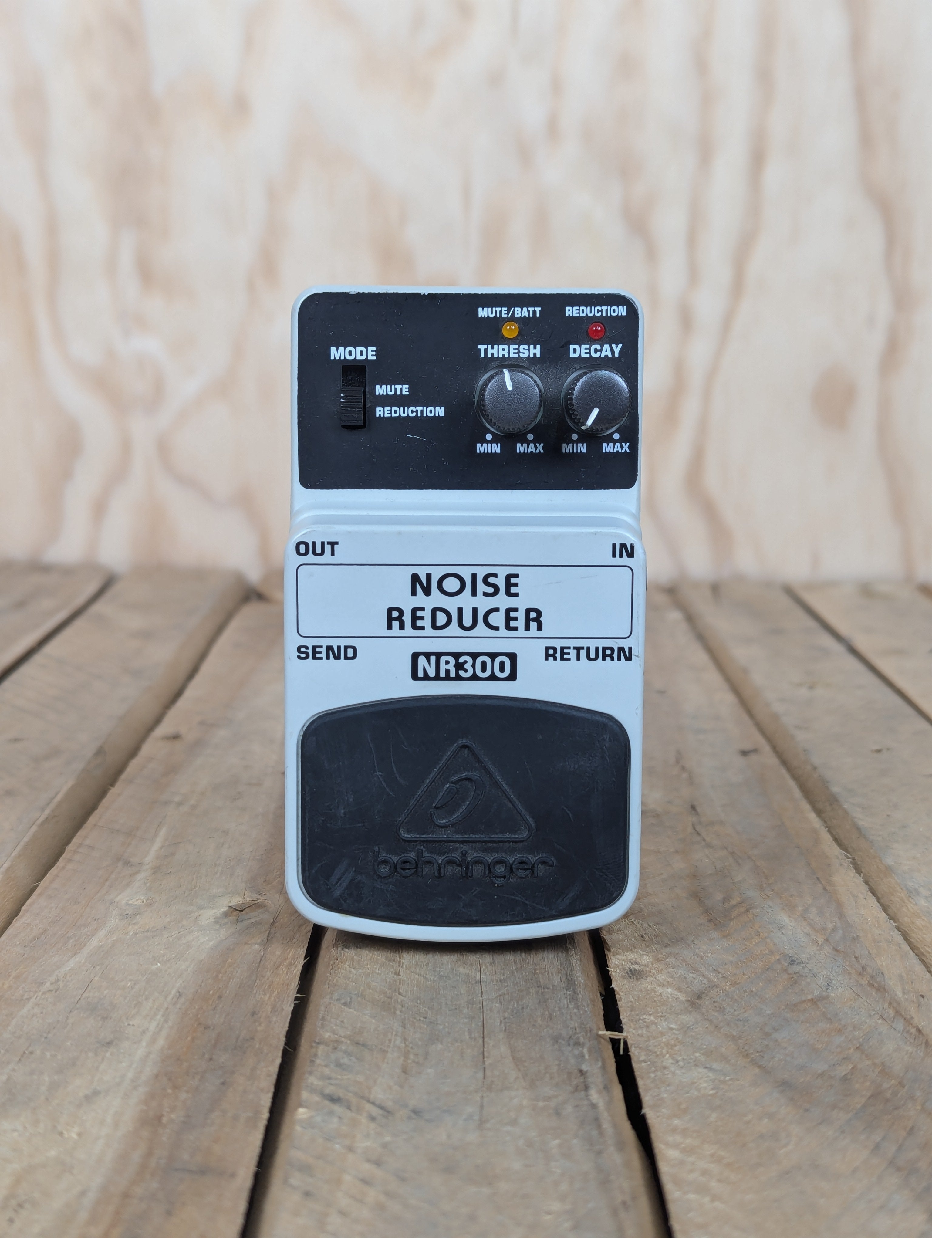 Behringer NR300 Noise Reducer, (Used)