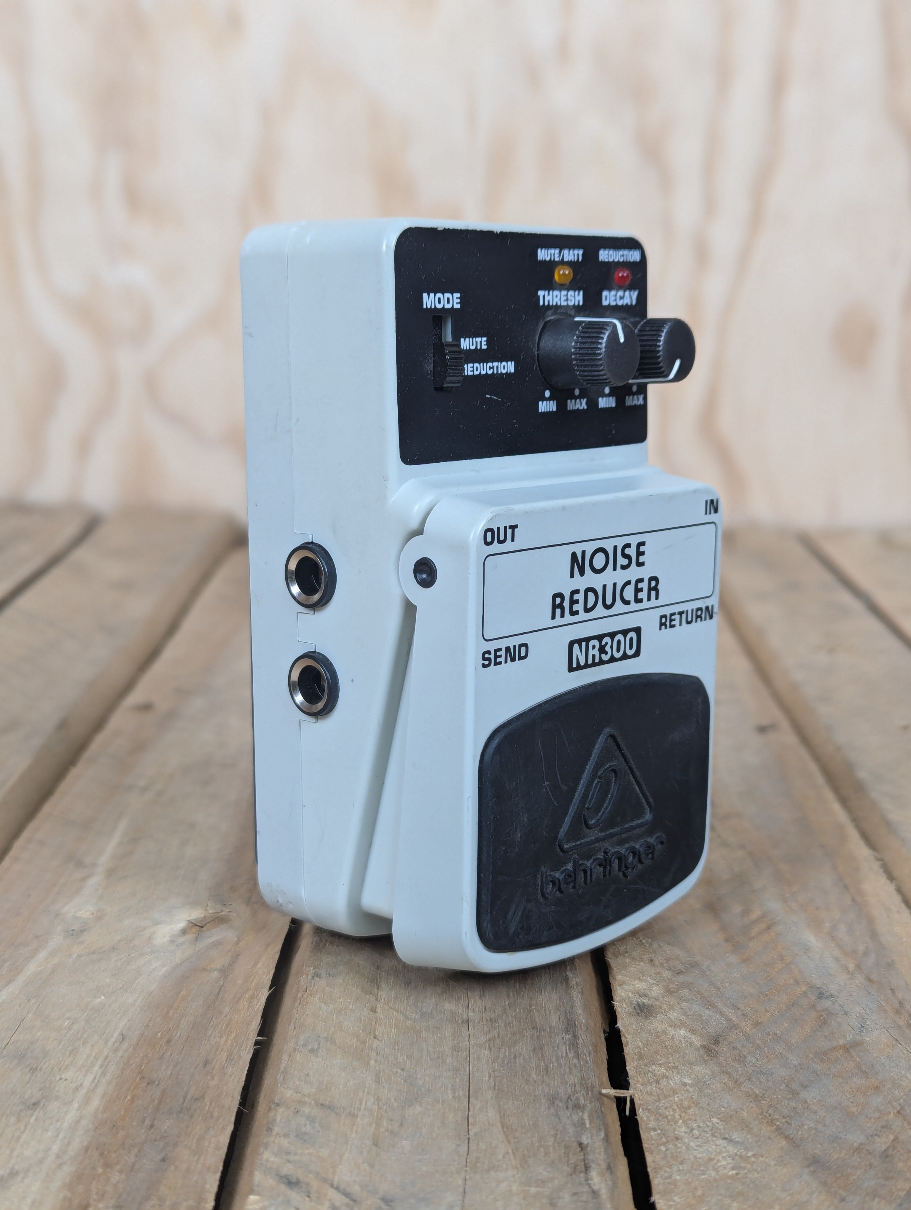 Behringer NR300 Noise Reducer, (Used)