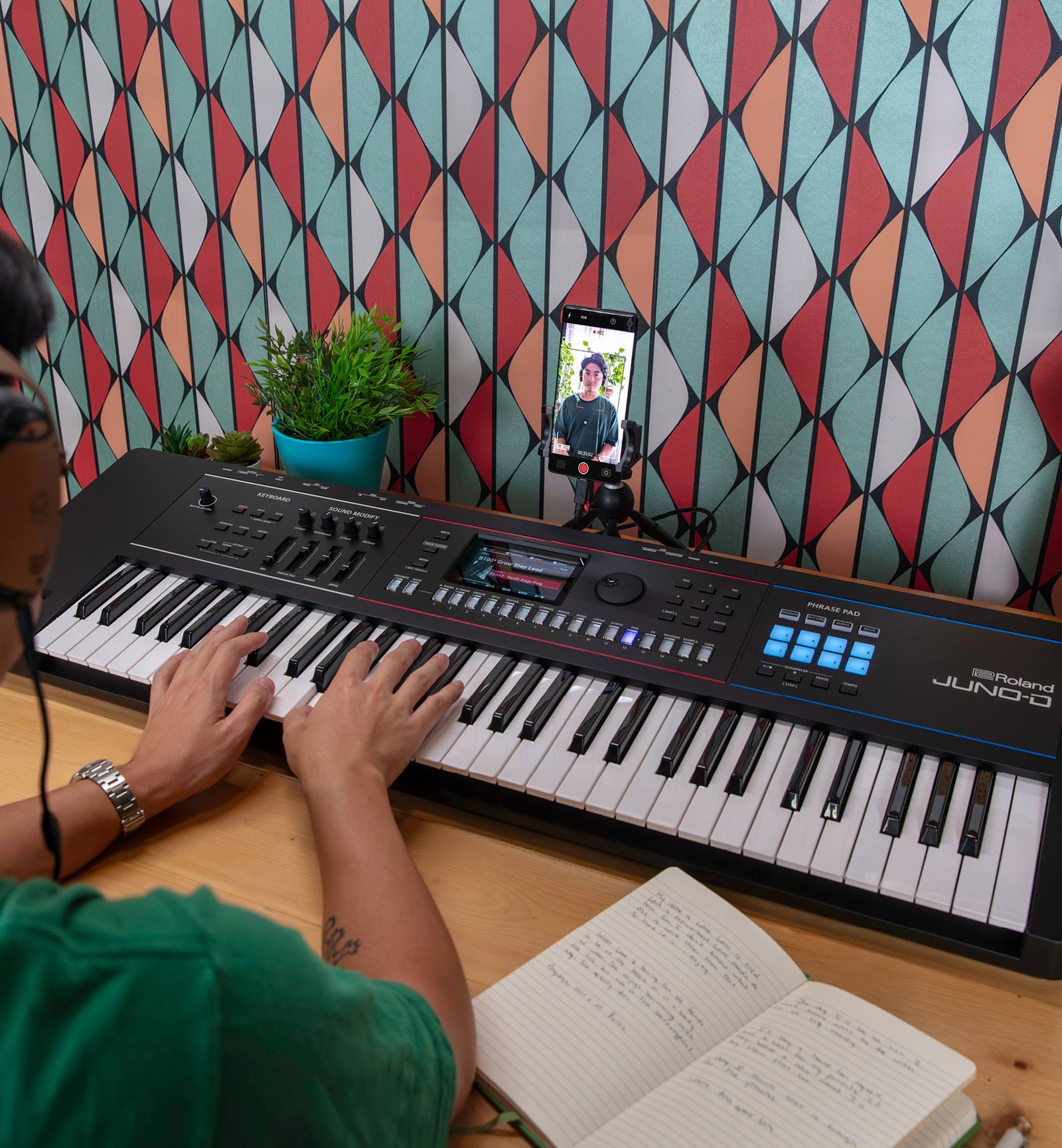 Roland JUNO-D6 Performance Synthesizer Keyboard 61-note (Nearly New) - Fair Deal Music