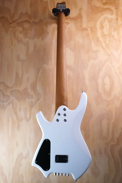 SQOE SBWT750 Headless 5-String Bass in White - Fair Deal Music