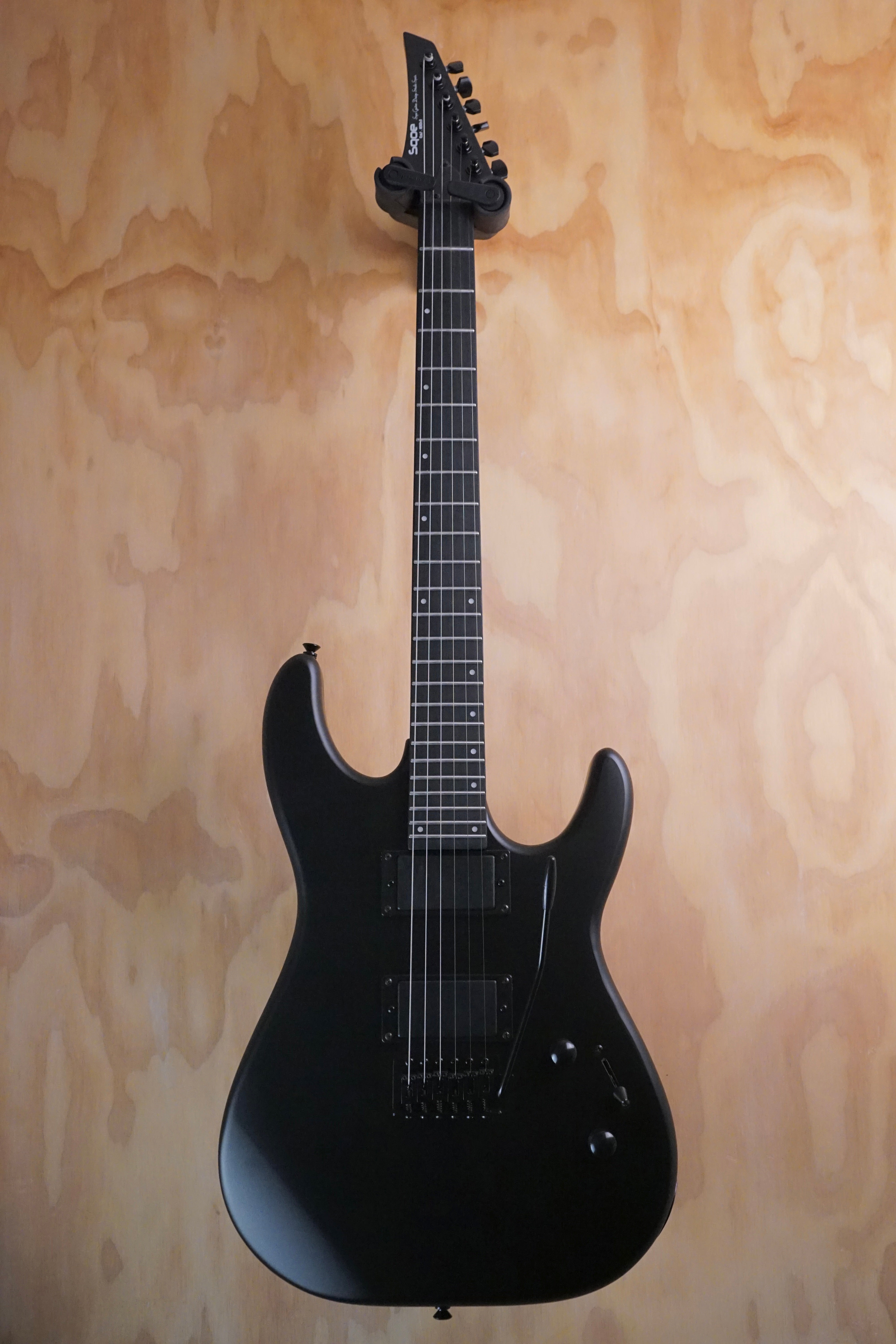 SQOE SEIB300 Heavy Metal Series Electric Guitar Black - Fair Deal Music