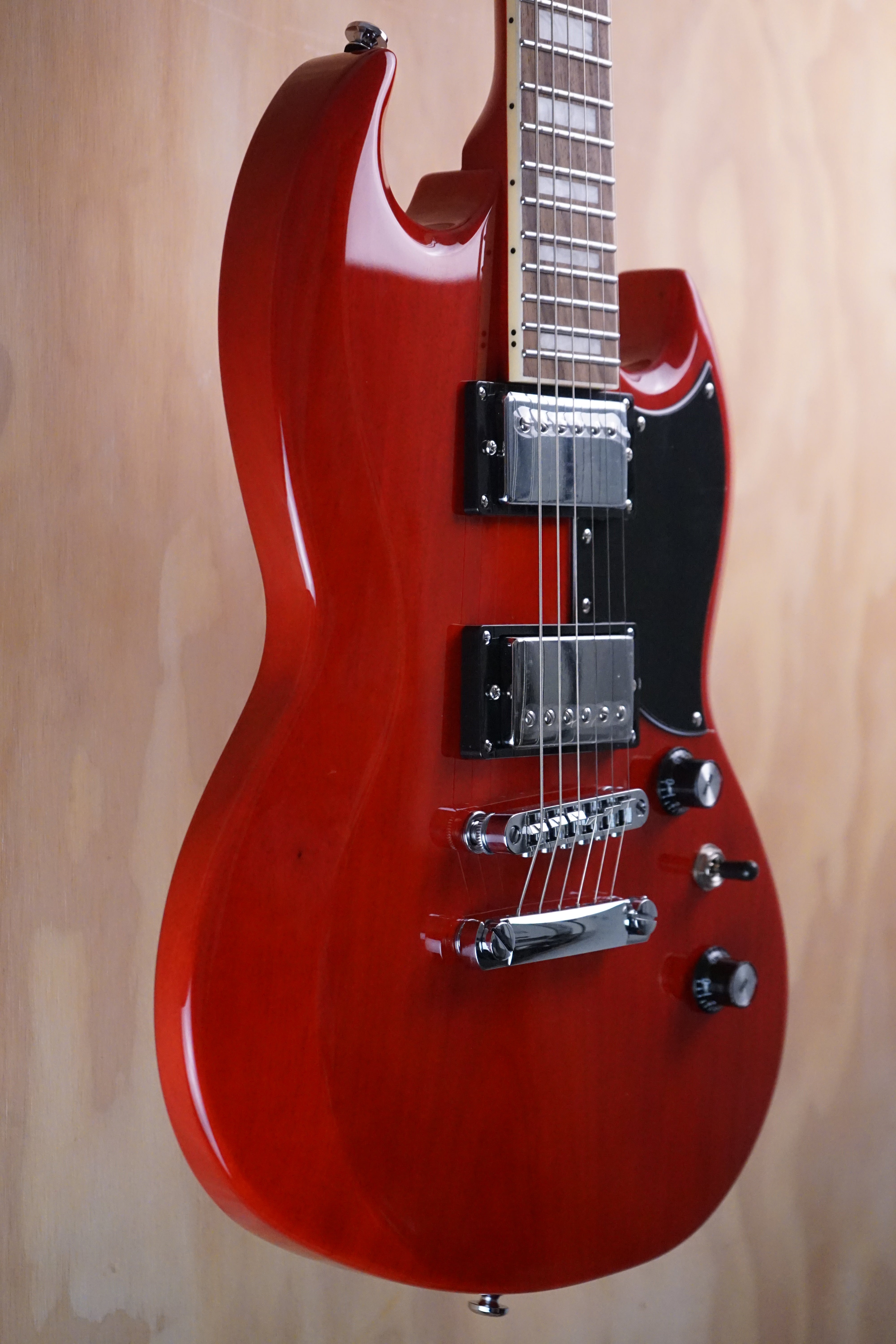 SQOE SESG450 Electric Guitar In Red - Fair Deal Music